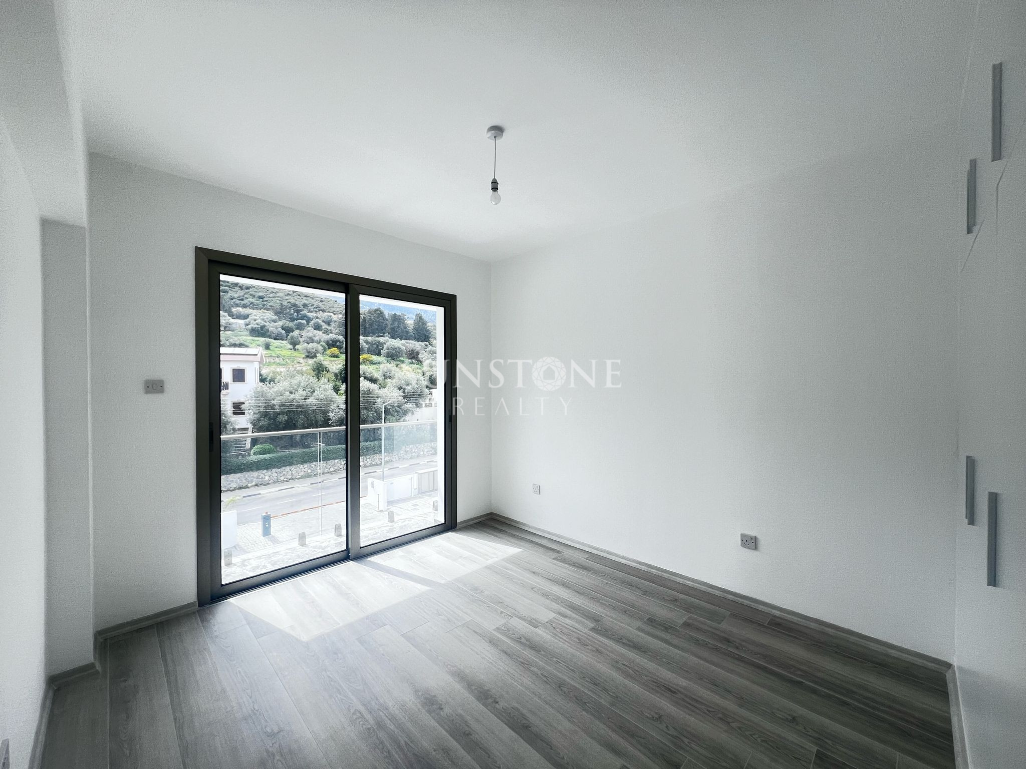 2+1 Penthouse with Roof Terrace in a Complex with Pool in Cyprus - Kyrenia - Alsancak 9