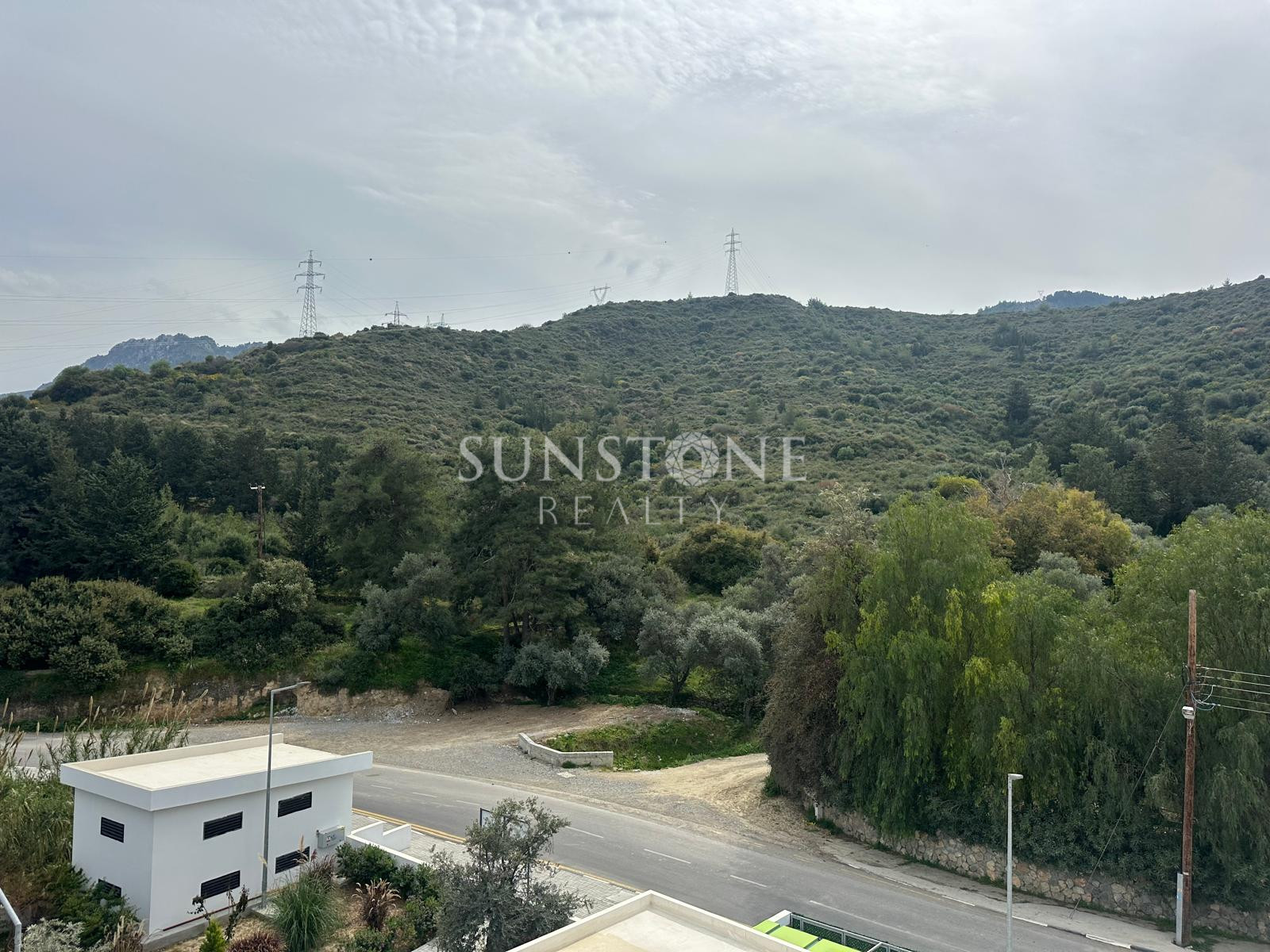 2+1 Penthouse with Roof Terrace in a Complex with Pool in Cyprus - Kyrenia - Alsancak 23