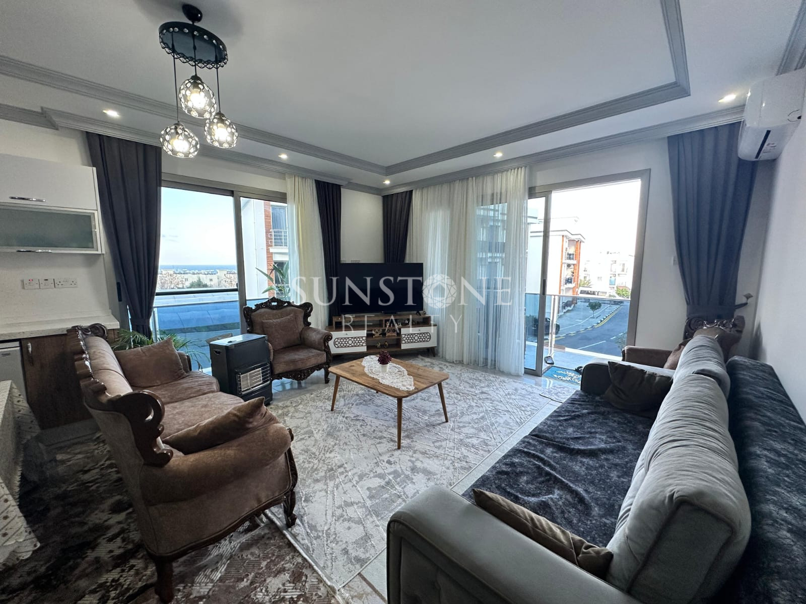 Kıbrıs Girne Alsancak'ta 3+1 Deniz Manzaralı Satılık Daire 4