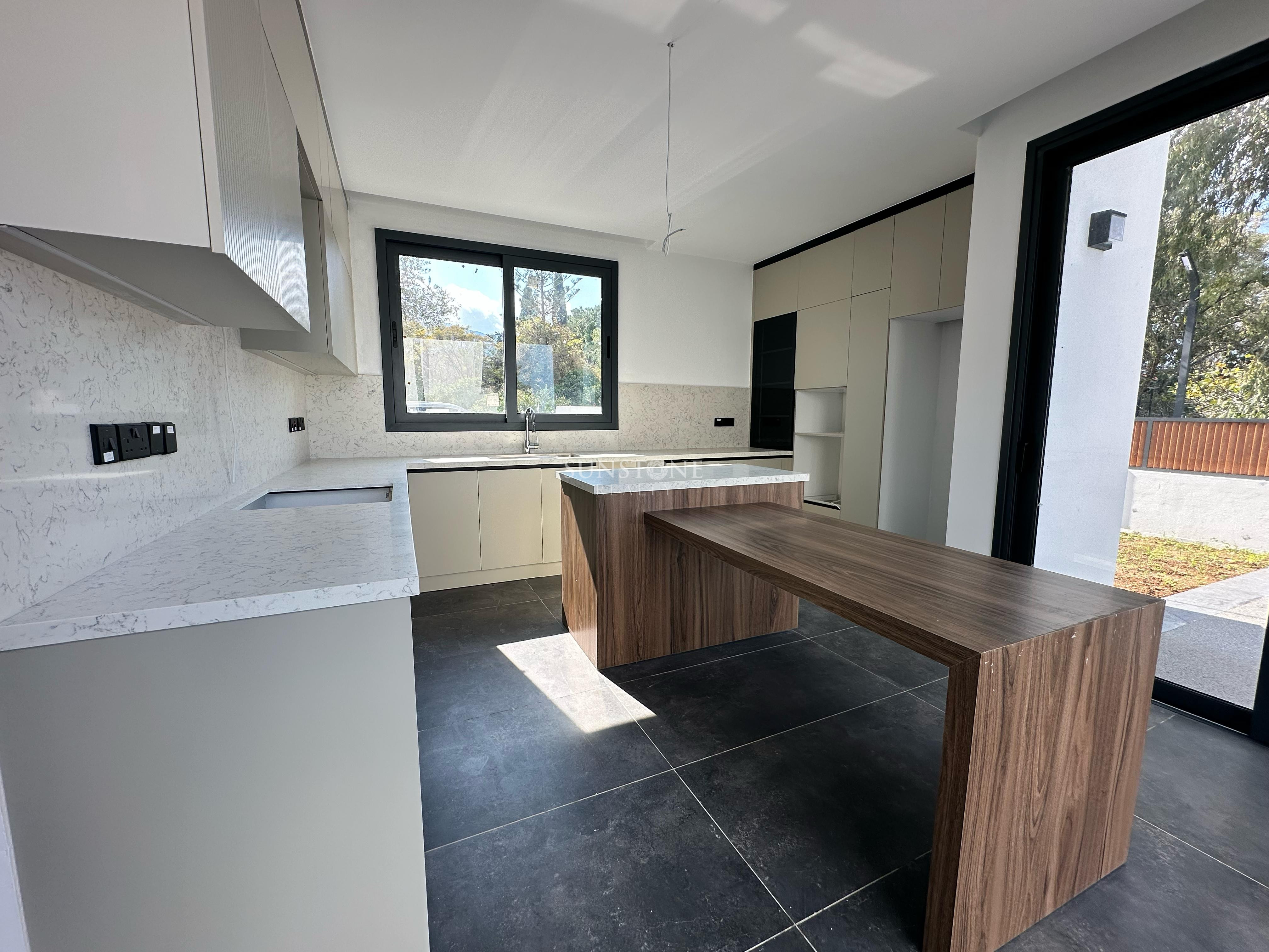 Villa For Sale in Alsancak, Kyrenia, Cyprus 8