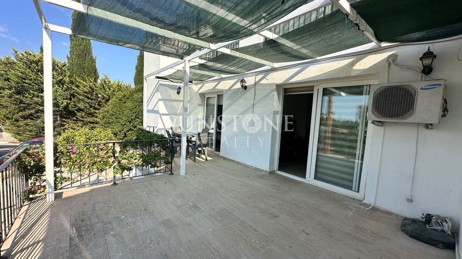 Kıbrıs Girne Bellapais'ta ESK 'ya Yürüyüş mesafesinde  Ortak Havuzlu Full Eşya Kiralık ı 3+1 Daire 11