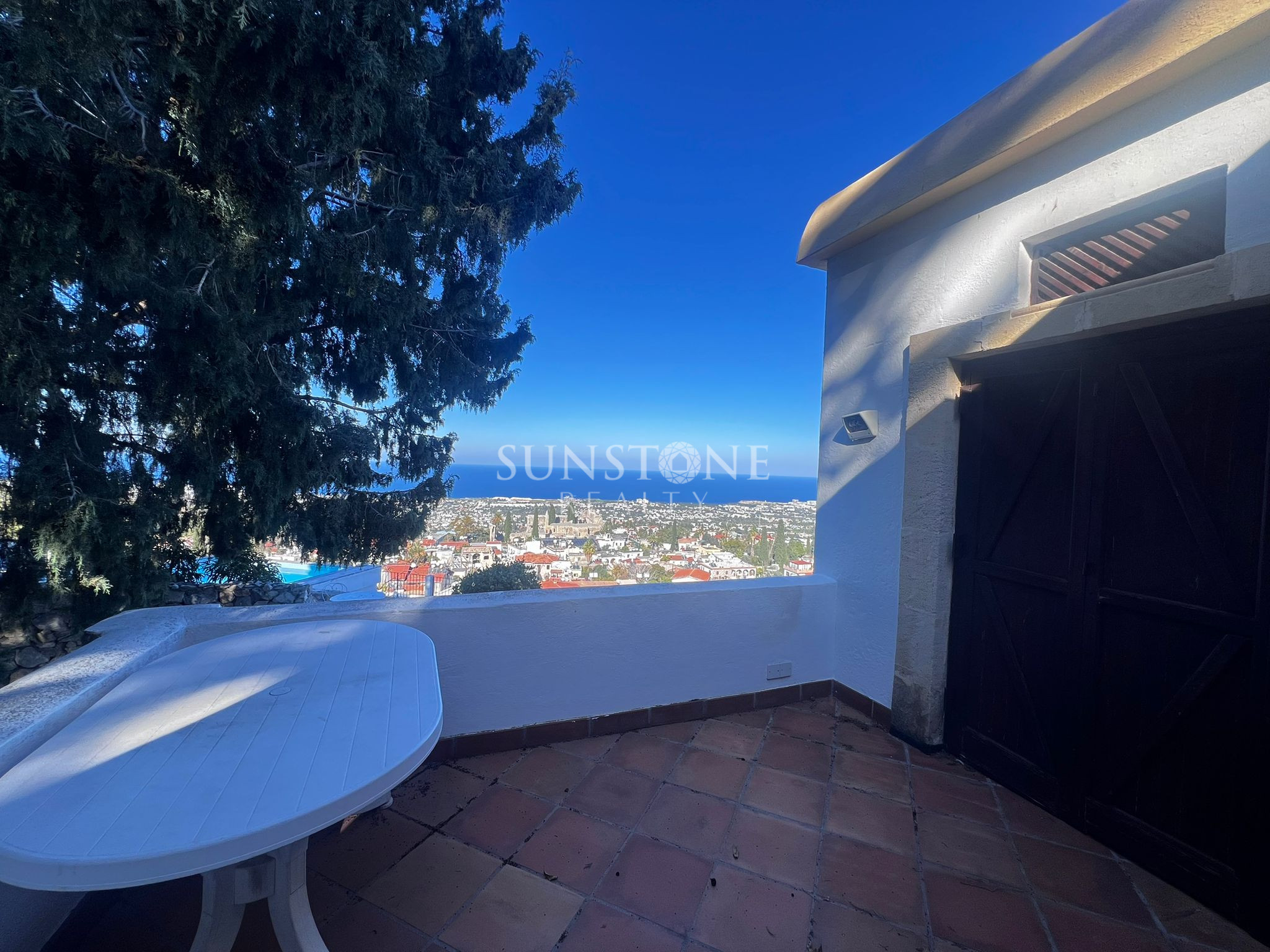 Rent a Magnificently Viewed 2+1 Villa in Cyprus - Kyrenia - Bellapais 14