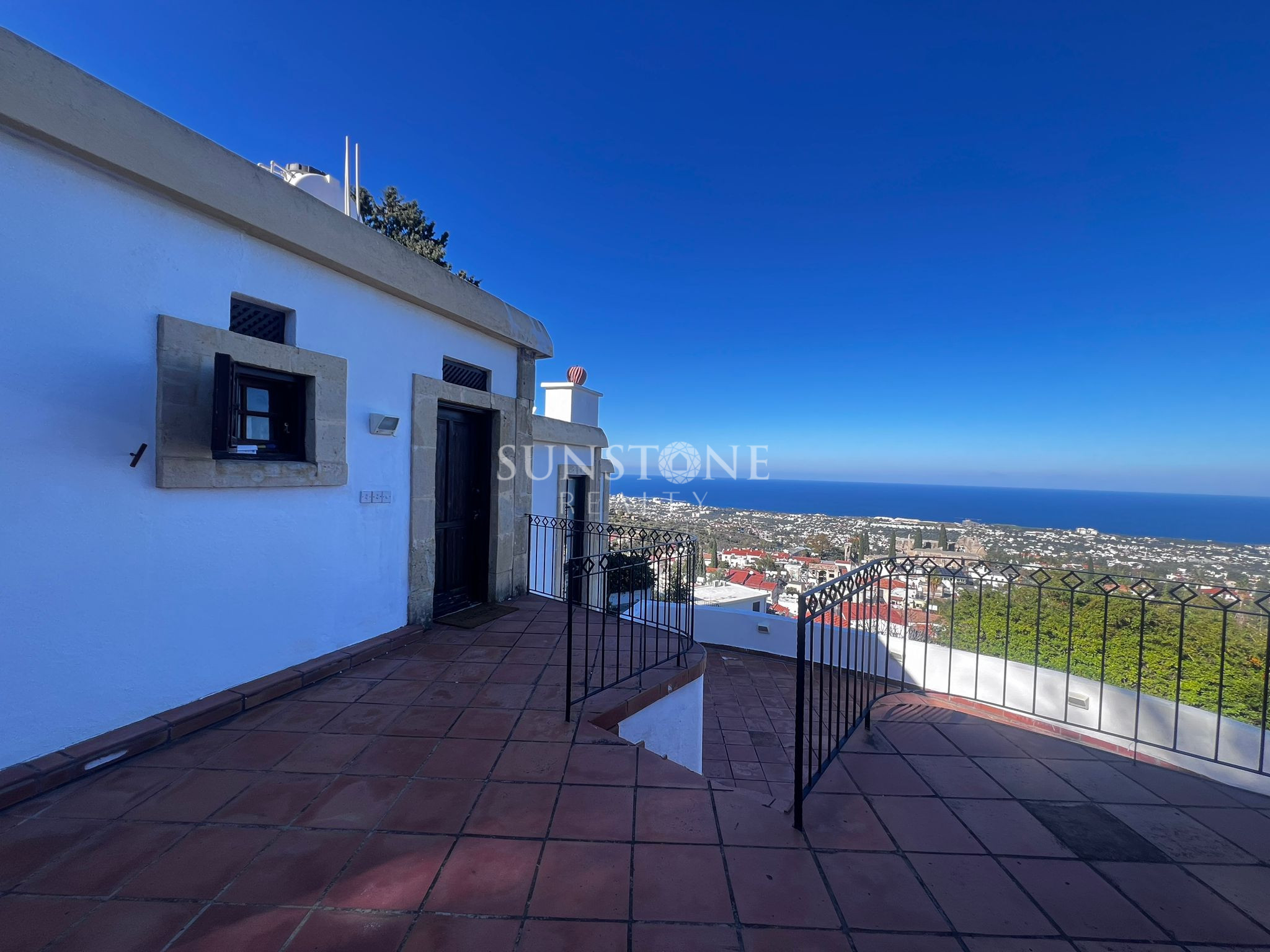 Rent a Magnificently Viewed 2+1 Villa in Cyprus - Kyrenia - Bellapais 16