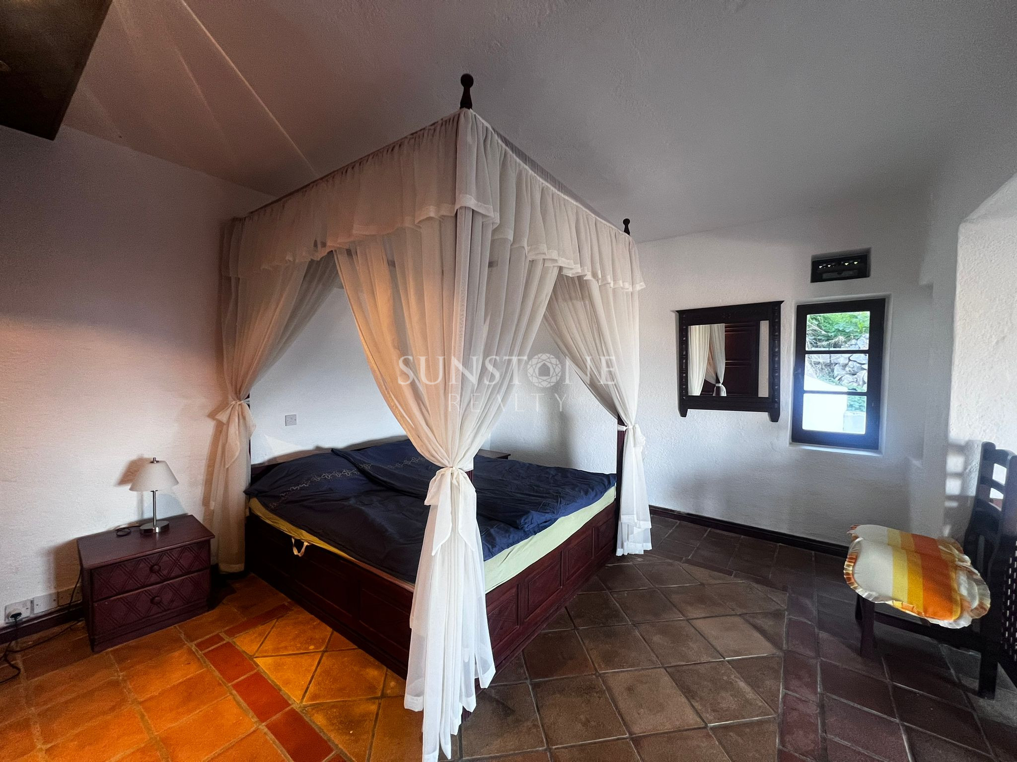 Rent a Magnificently Viewed 2+1 Villa in Cyprus - Kyrenia - Bellapais 11
