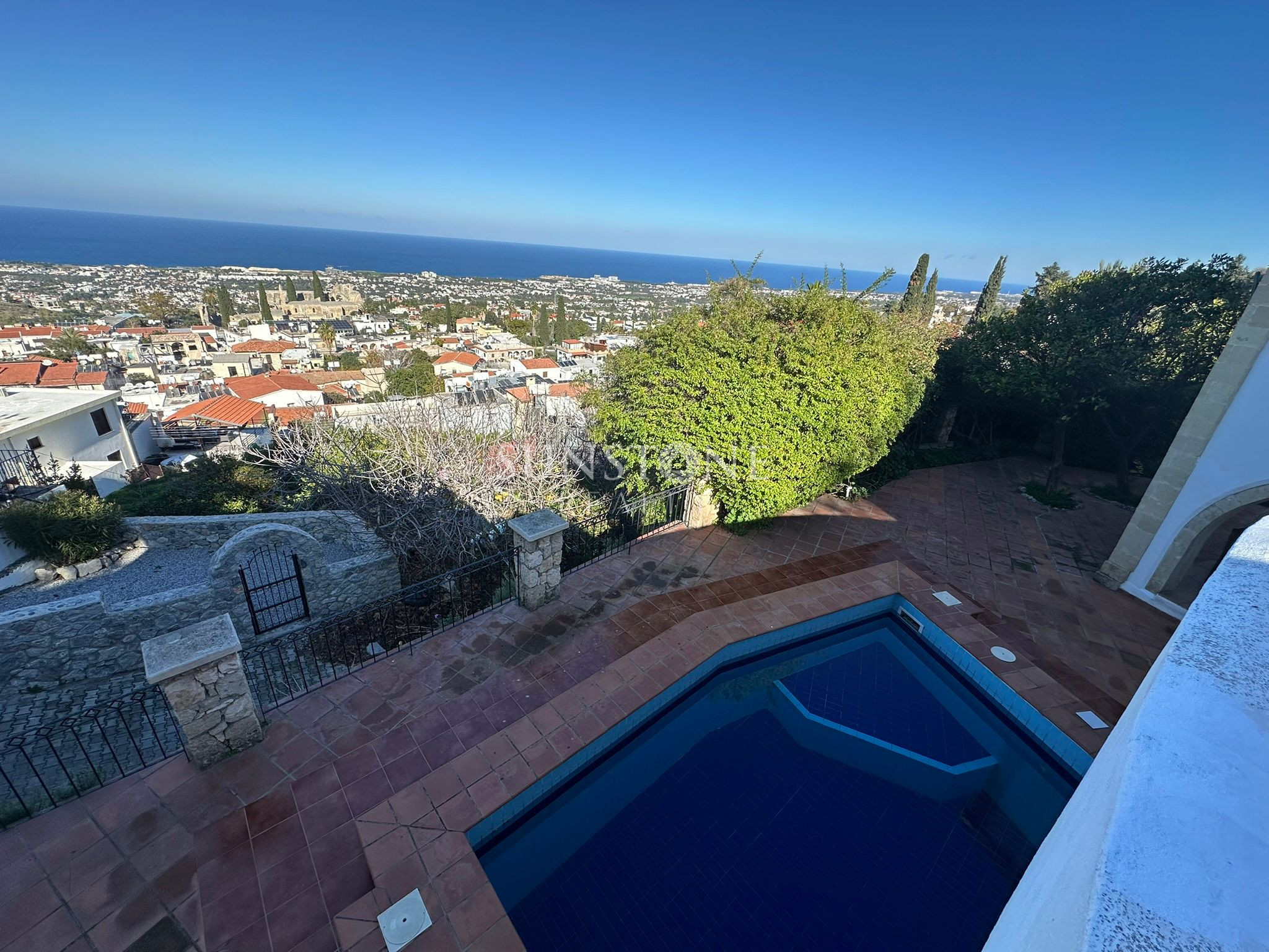 Rent a Magnificently Viewed 2+1 Villa in Cyprus - Kyrenia - Bellapais 17
