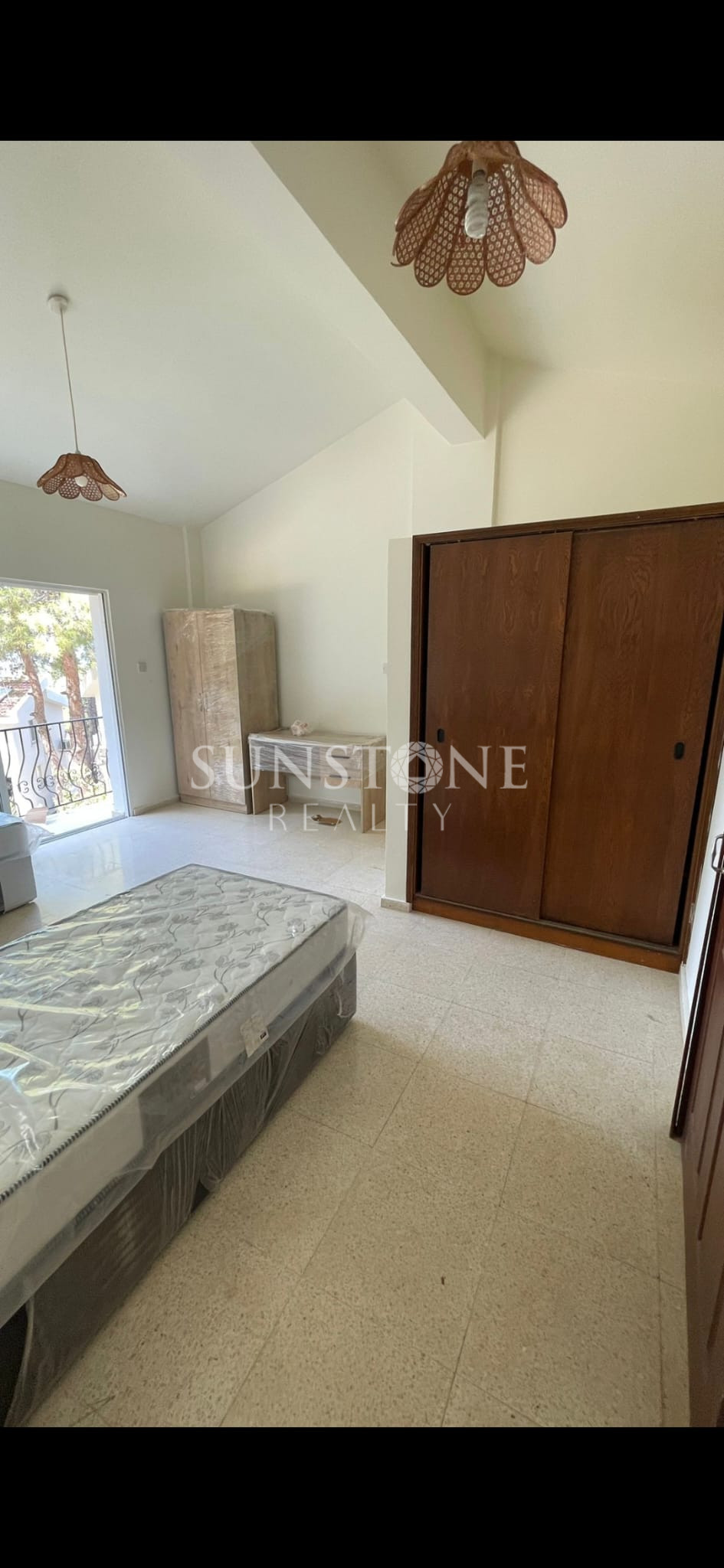 Kıbrıs Girne Edremit 1+1  Bungalow Yeni Eşyalı  4