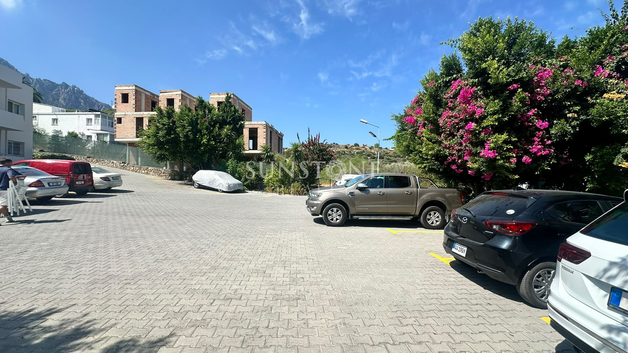 Kıbrıs Girne Edremit'te Ortak Havuzlu Site İçerisinde Full Eşyalı Kiralık 2+1 Daire 14