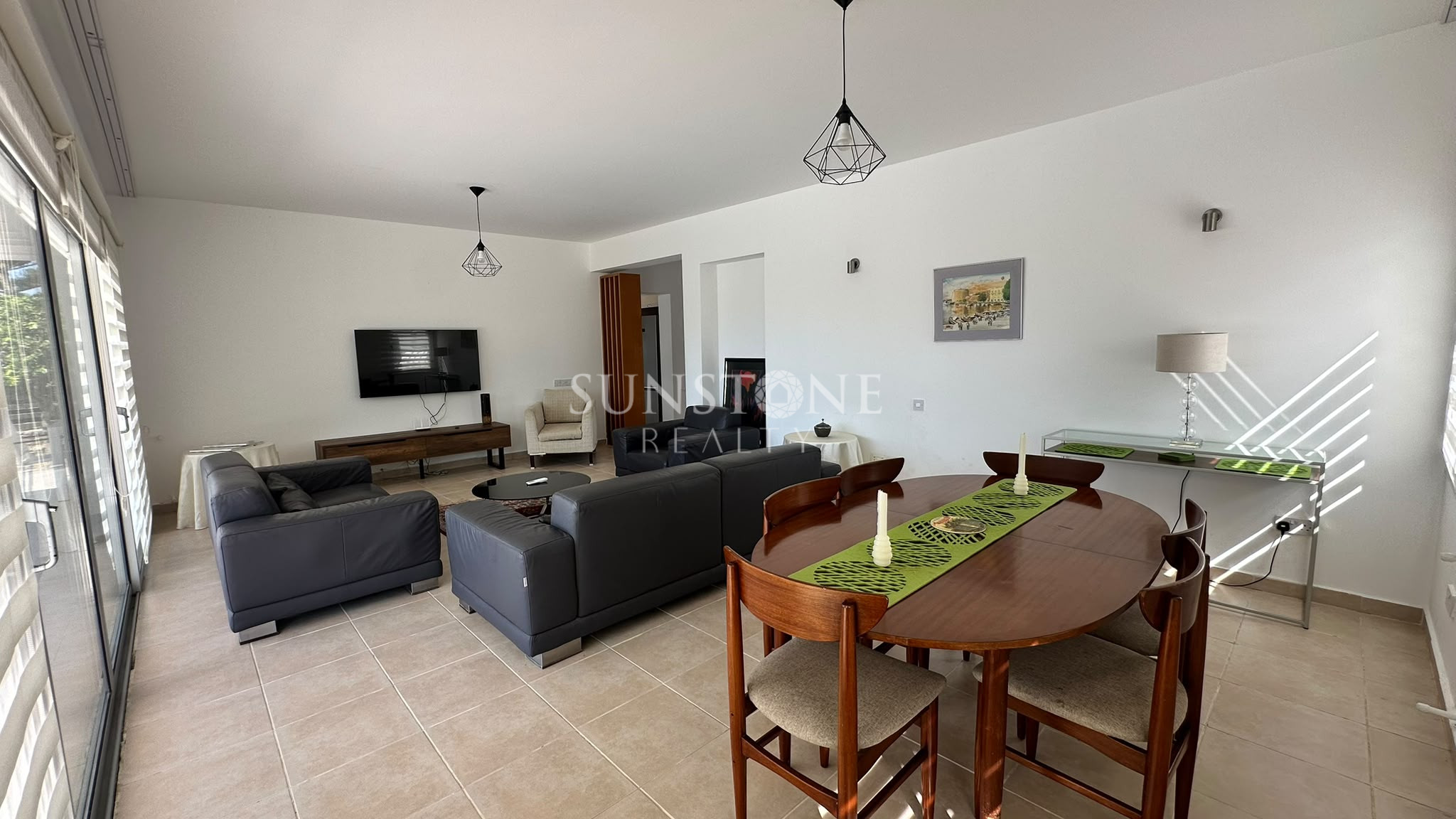 Kıbrıs Girne Edremit'te Özel Yüzme Havuzlu Full Eşyalı Kiralık 3+1 Villa 5