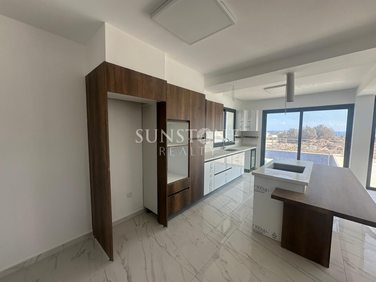 Kıbrıs Girne Esentepe Bölgesinde Satılık 4+1 Villalar 4