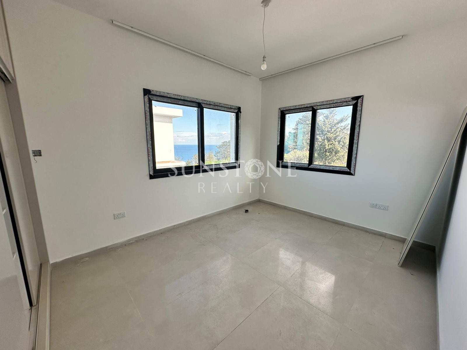 Kıbrıs Girne Esentepe’de Fırsat Fiyatlı Satılık Villa 16