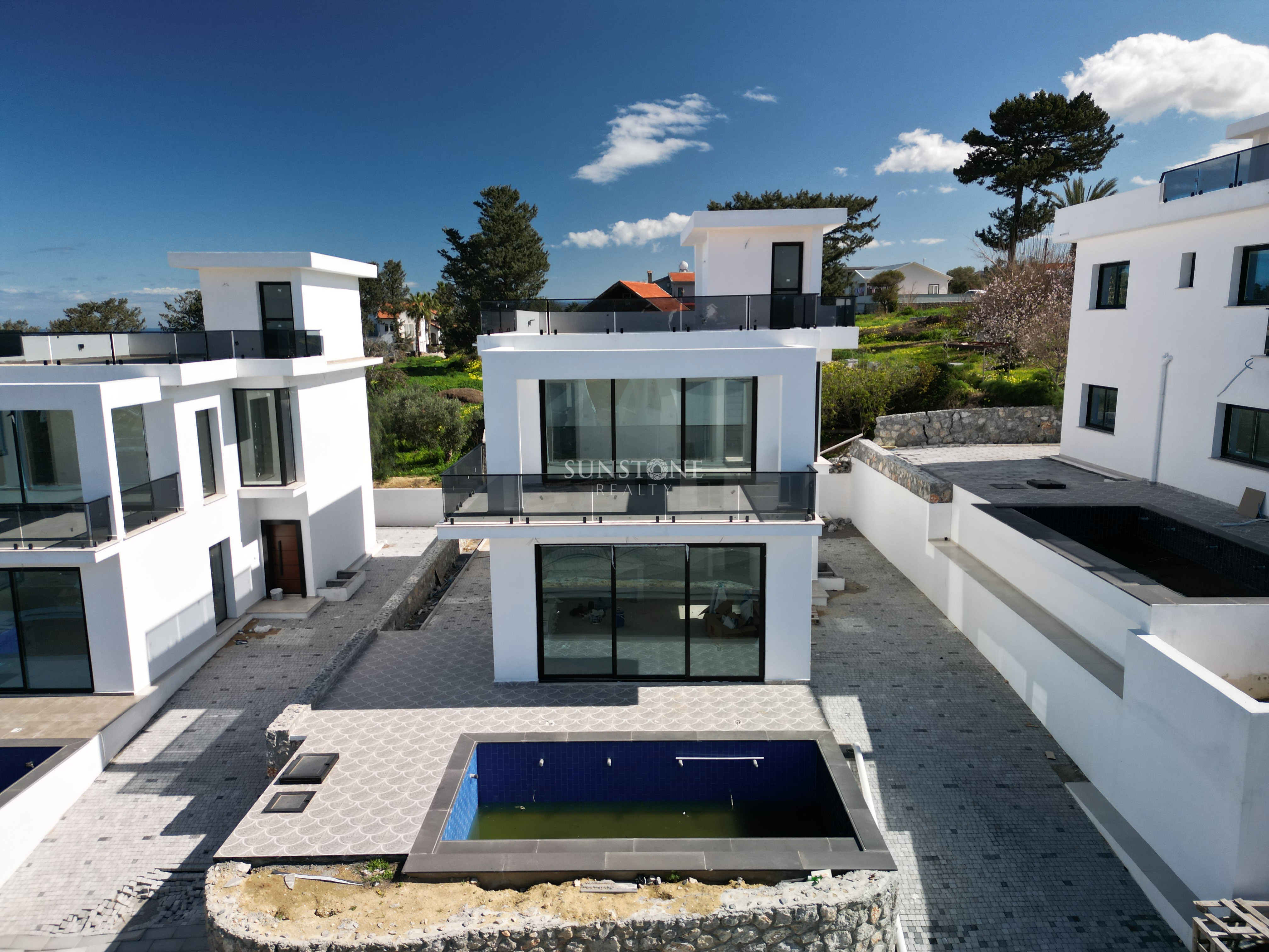 Kıbrıs Girne Esentepe’de Fırsat Fiyatlı Satılık Villa 5