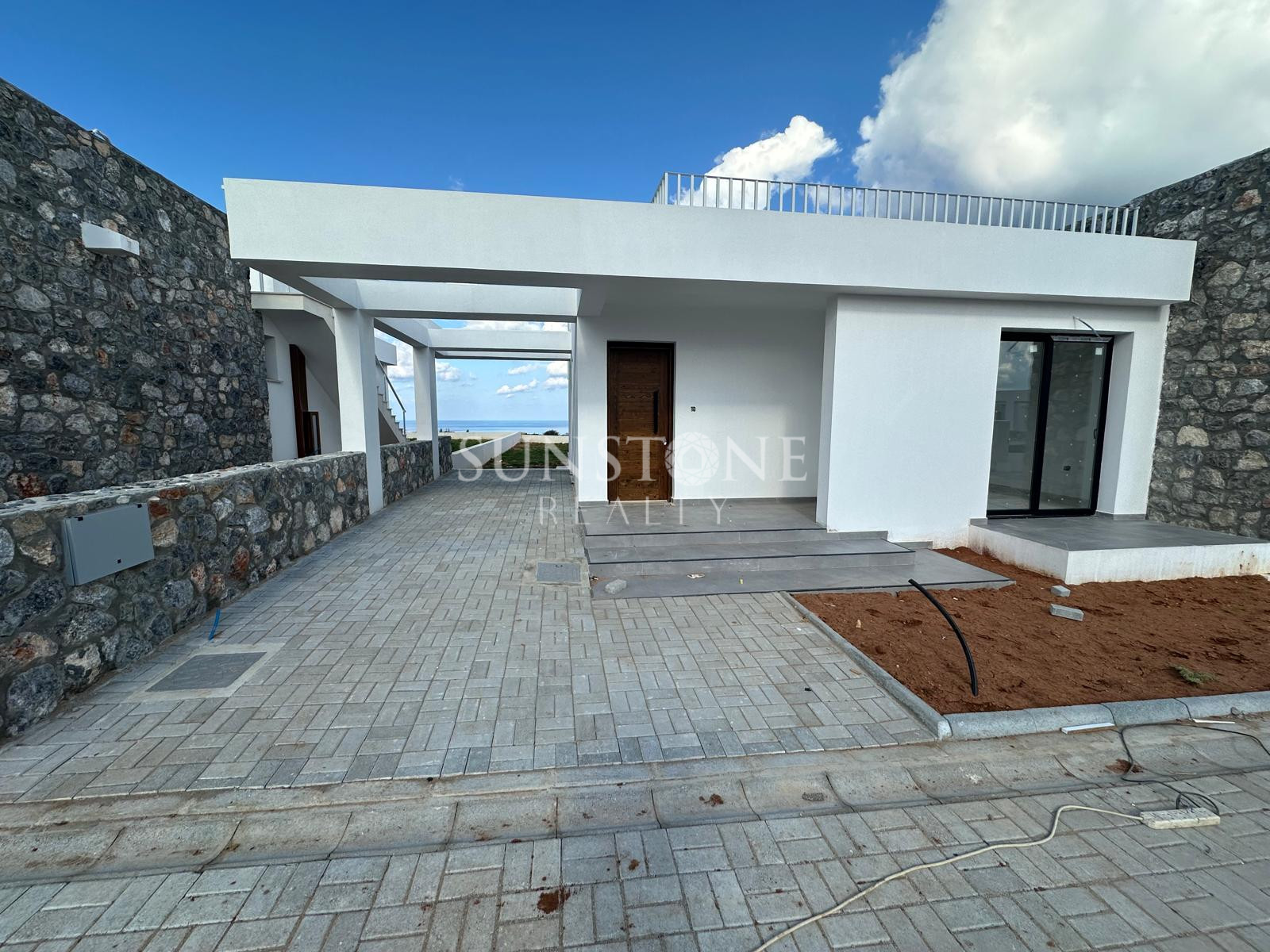 Yeni Erenköy Iskele: Turnkey New Project For A Summer-Ready Life! 2+1 Villa 3