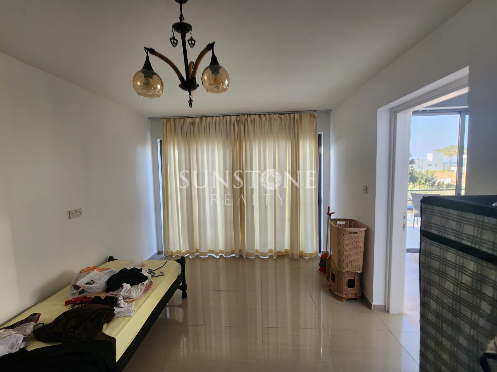 Kıbrıs Girne Karaoğlanoğlu Bölgesinde Denize 400 Metre Mesafede Kiralık 3+1 Daire. 4