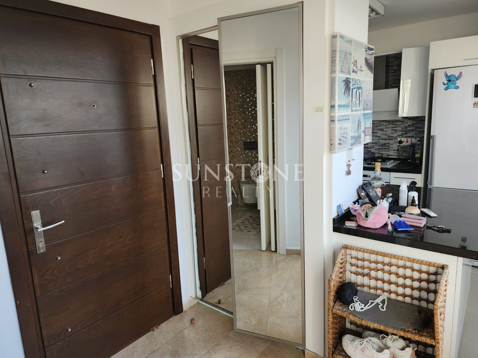 Kıbrıs Girne Karaoğlanoğlu Bölgesinde Denize 400 Metre Mesafede Kiralık 3+1 Daire. 15