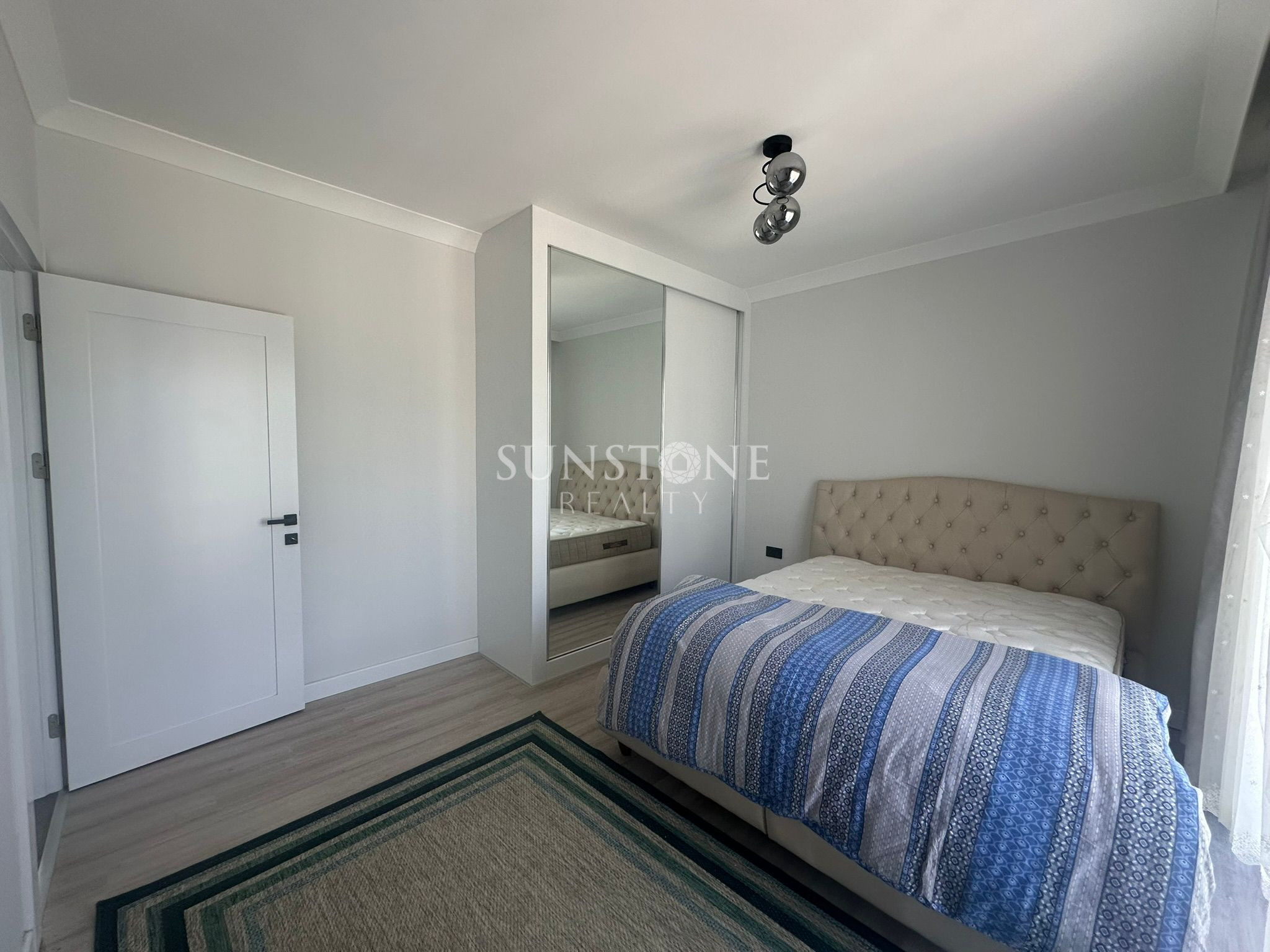 In Cyprus - Kyrenia - Karaoğlanoğlu, within a complex with a pool, fully furnished, for rent 3+1 loft apartment in the hotel area 5