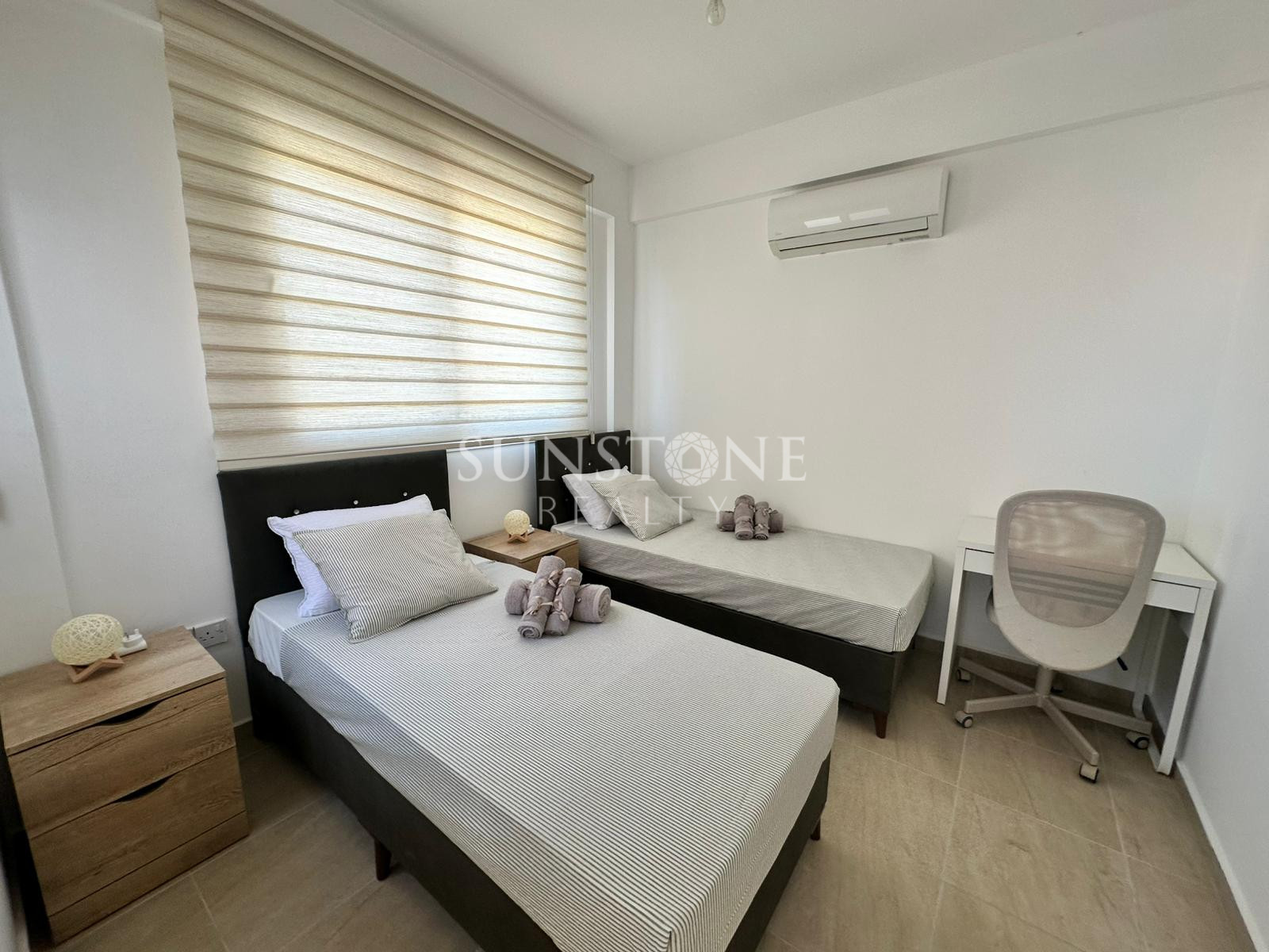 Kıbrıs Girne Karşıyaka Bölgesinde Kiralık Villa 13