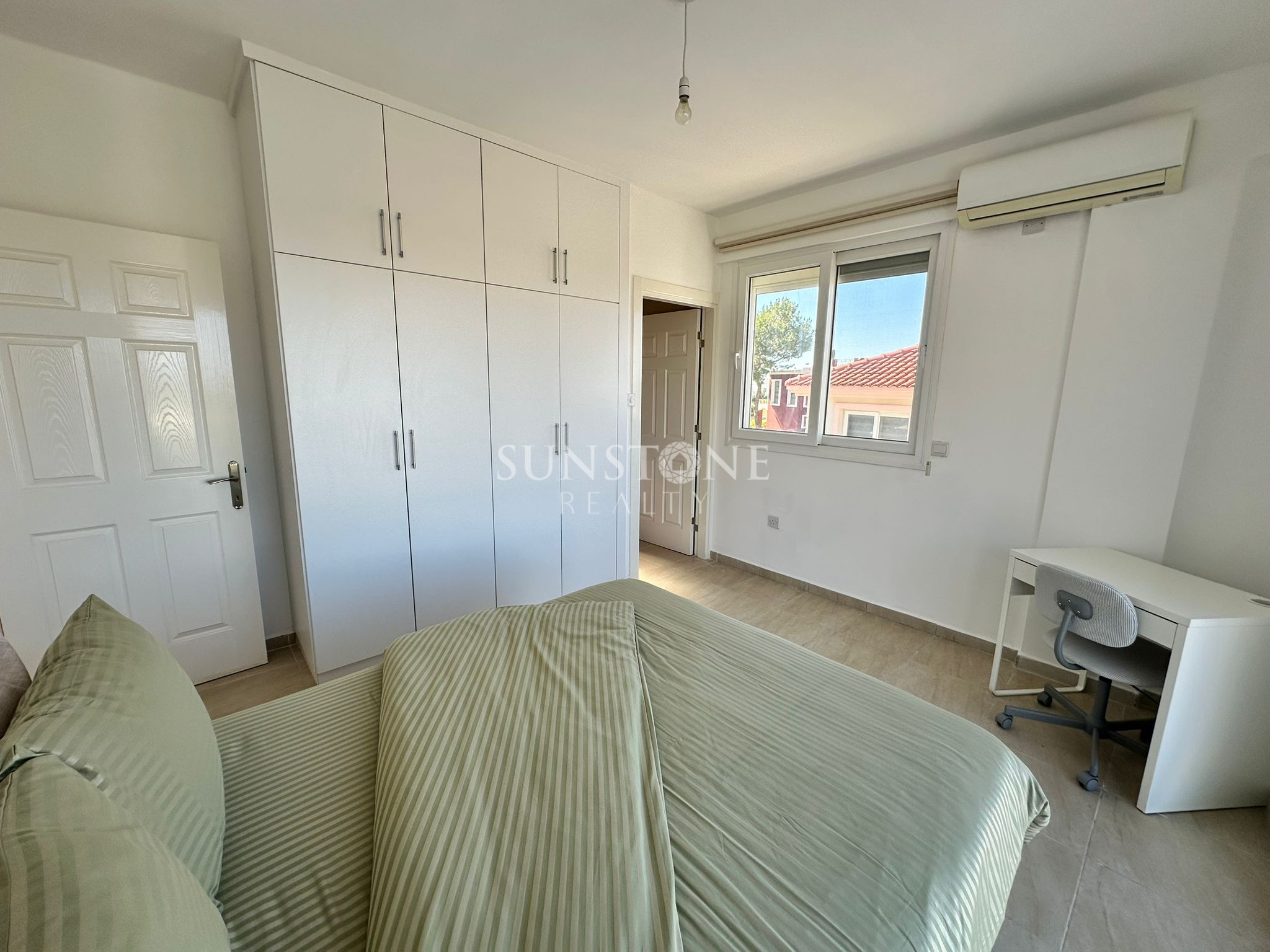 Kıbrıs Girne Karşıyaka Bölgesinde Kiralık Villa 11