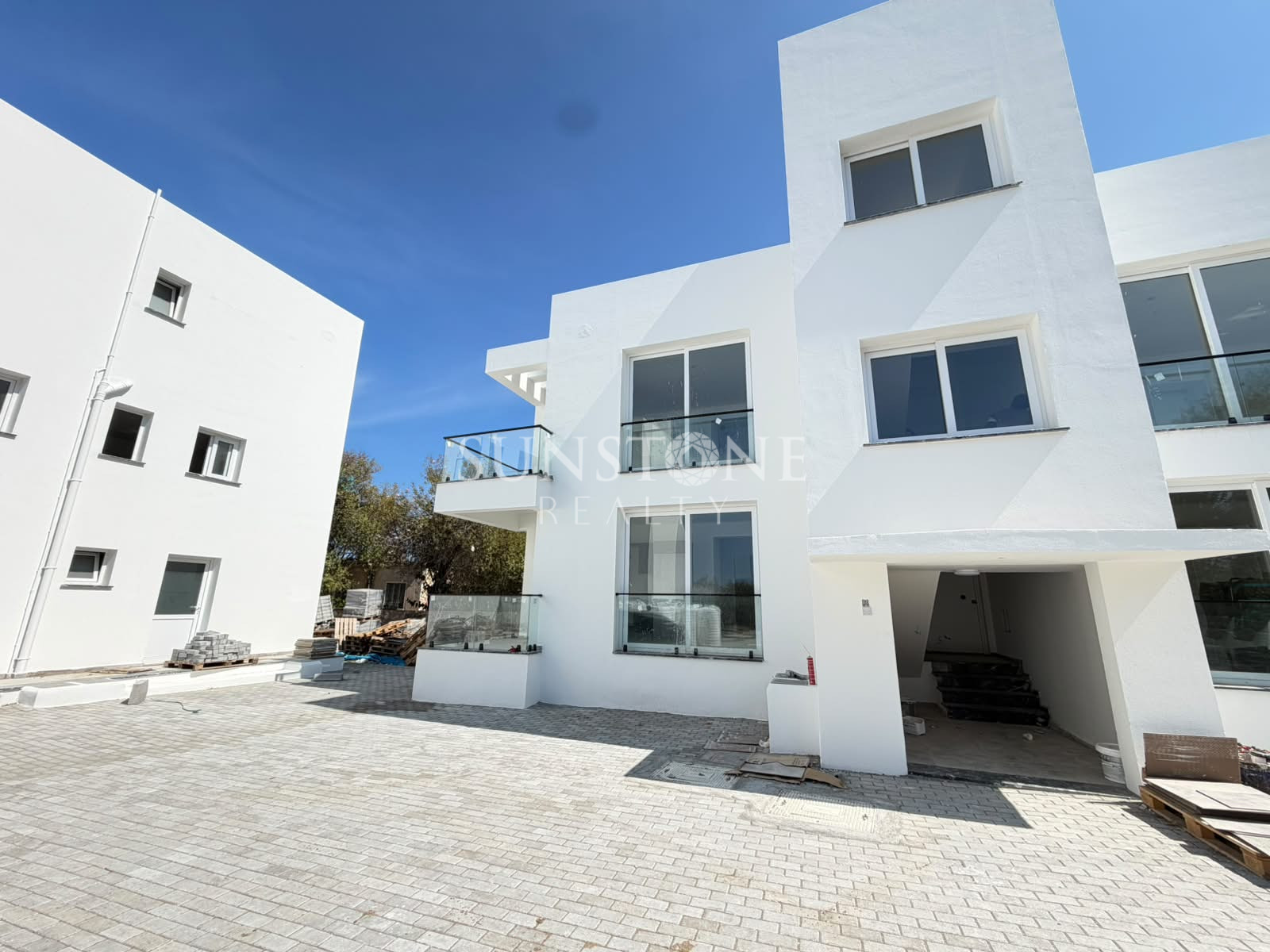 Kıbrıs Girne Lapta Bölgesi'nde Satılık 2+1 Daire 8