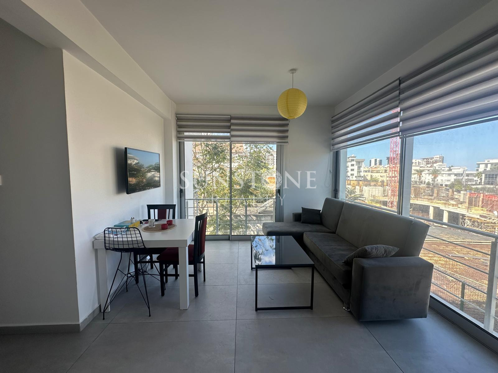 Kıbrıs Girne Merkez'de Full  Eşyalı Kiralık 1+1 Daire  6