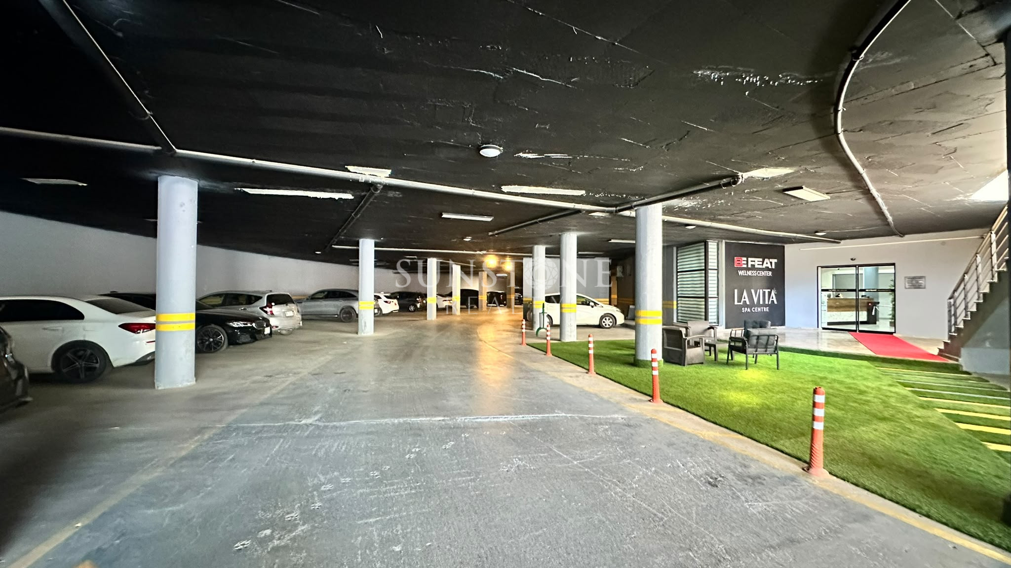 Kıbrıs Girne Merkez'de Havuzlu Site İçerisinde Full Eşyalı Satılık 2+1 Daire 13