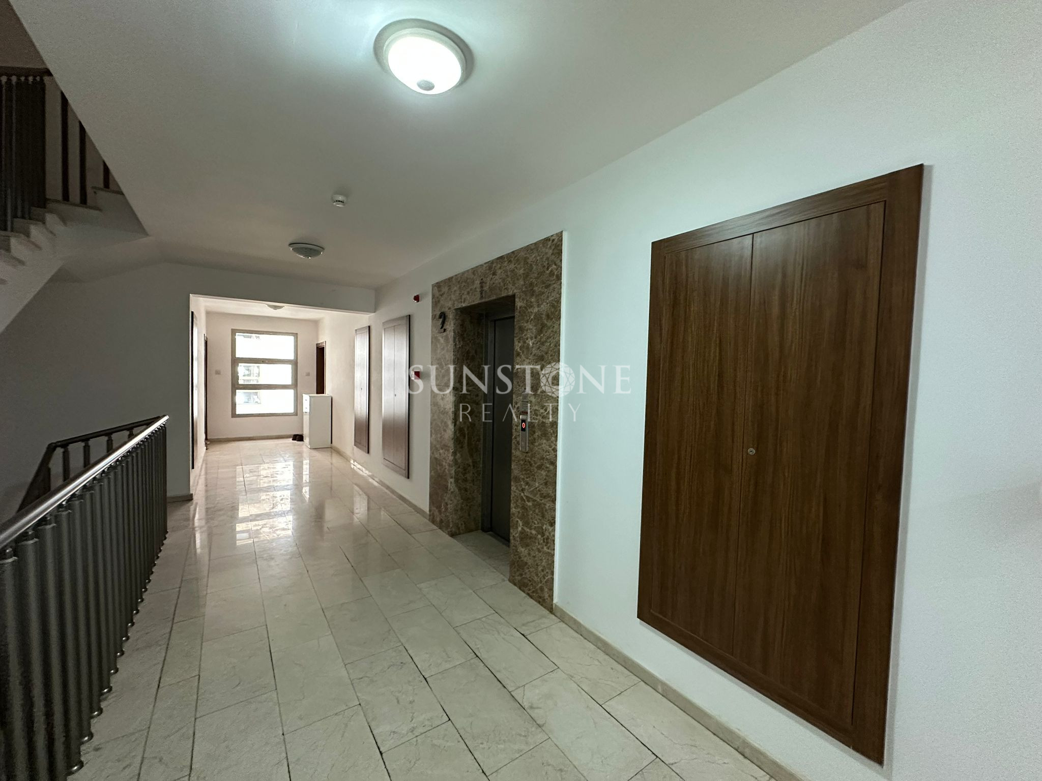 Kıbrıs Girne Merkez'de Jeneratör'lü ve Güvenlikli site içerisinde Satılık 2+1 Daire 17