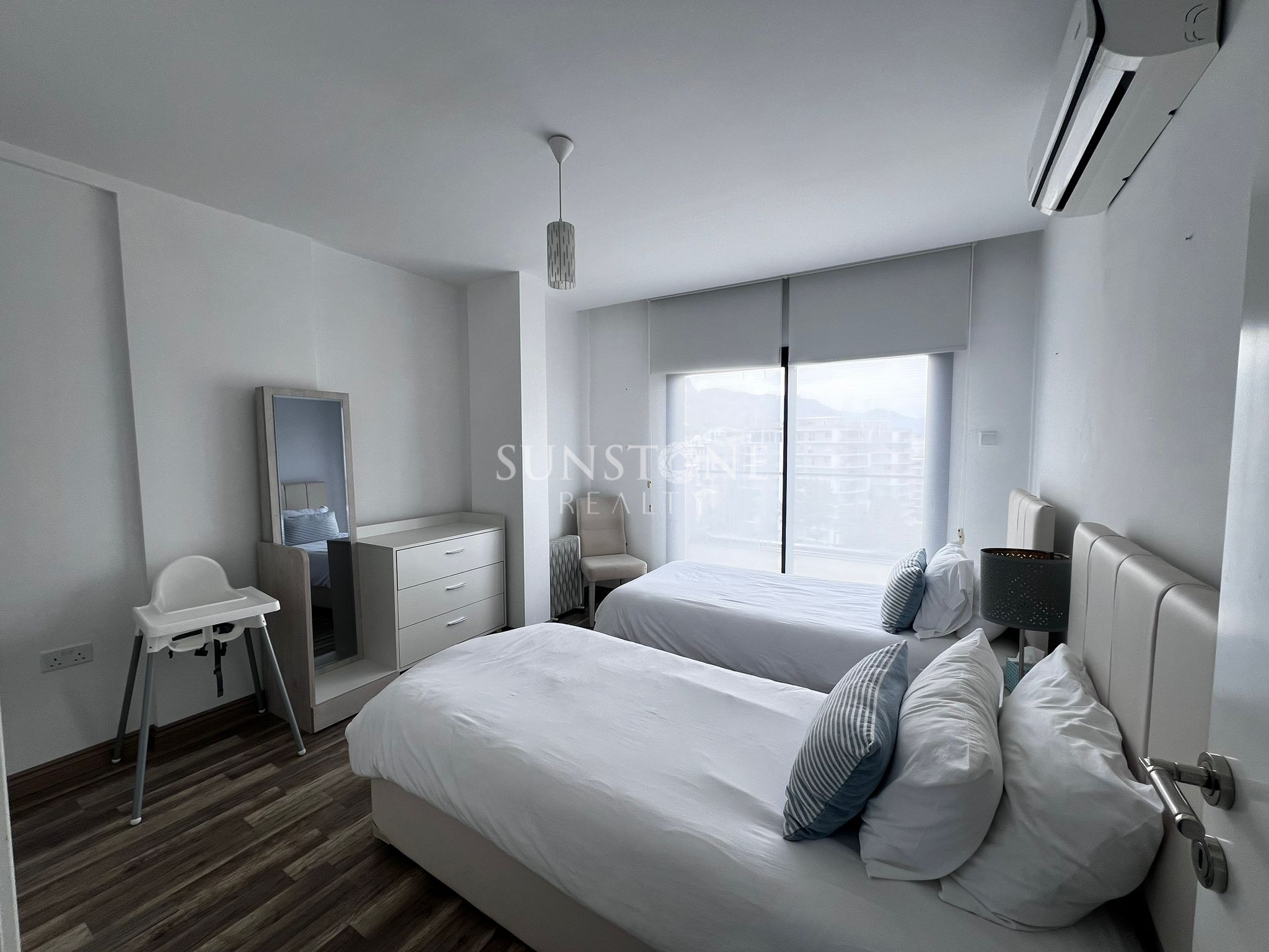 2+1 Modern Large Flat with Mountain and Sea View for Rent in Kyrenia Center, Cyprus 7