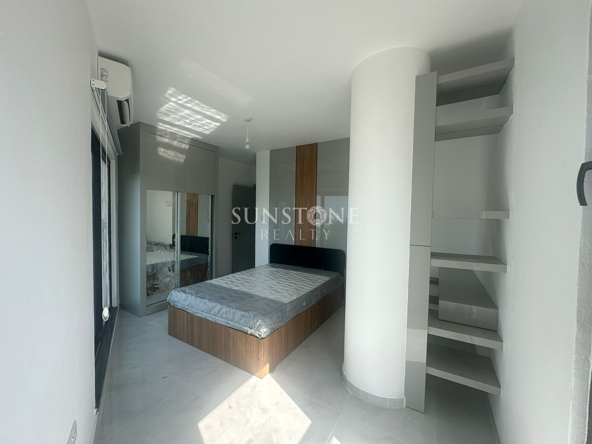 Kıbrıs Girne Merkez'de Muhteşem konumda Kiralık Modern Eşyalı 2+1 Penthouse 5