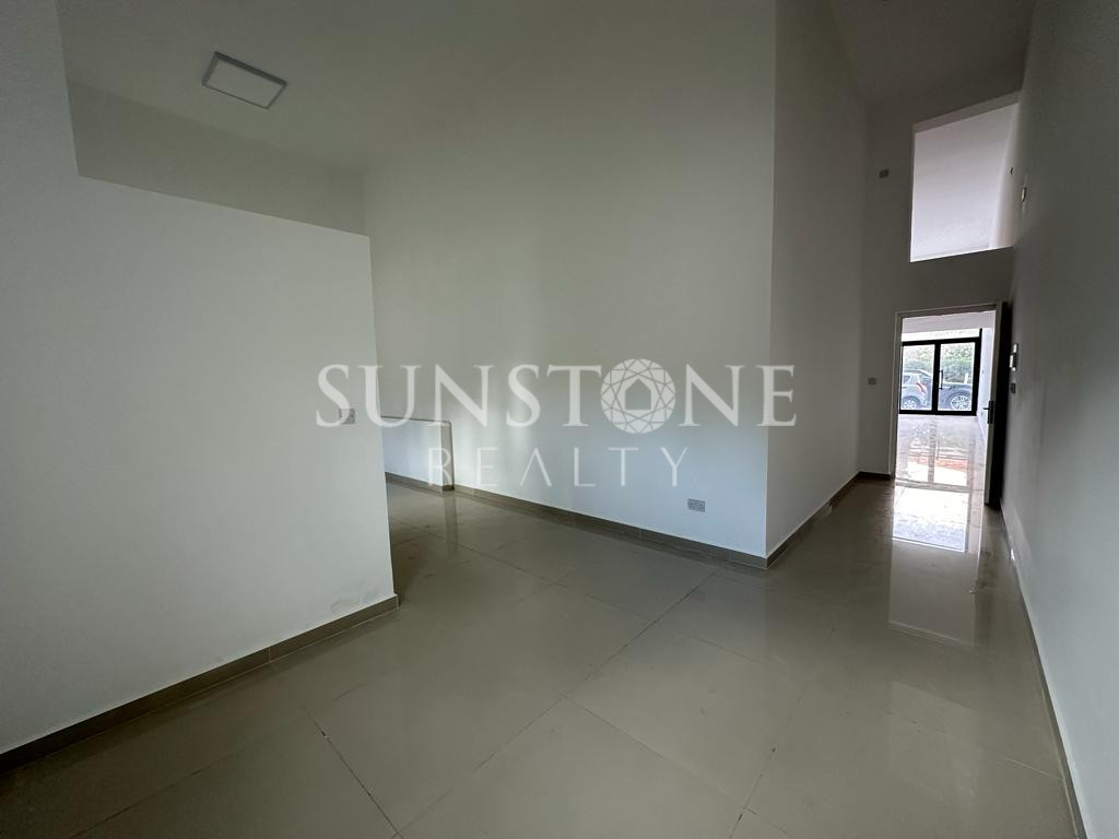  Spacious Duplex Shop for Sale in a Prime Location in Girne City Center, Cyprus 9