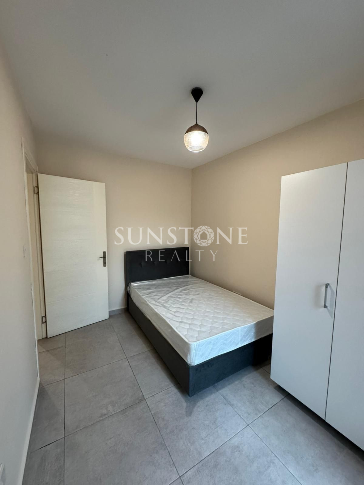 Kıbrıs Girne Merkez'de Satılık 2+1 Full Eşyalı Daire. 15