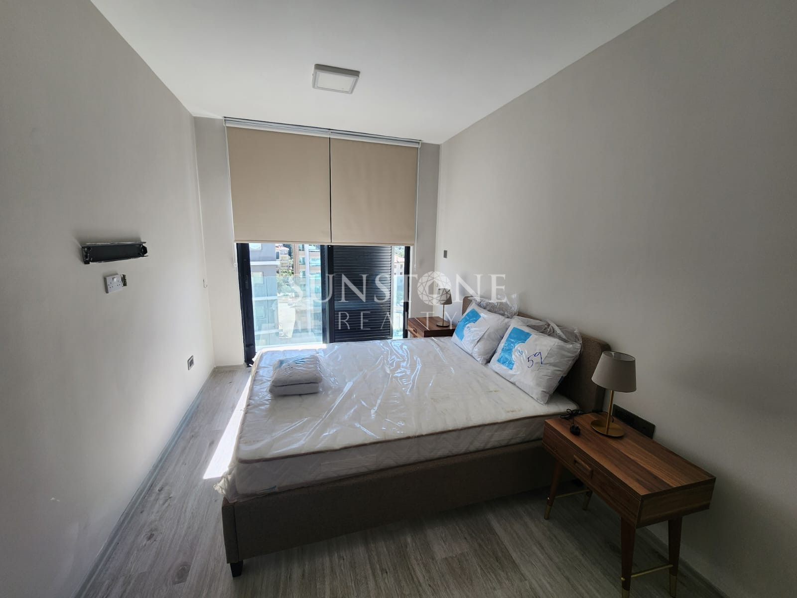 Kıbrıs Girne Merkezde Satılık Türk Koçanlı 2+1 Lüks Daire. 17