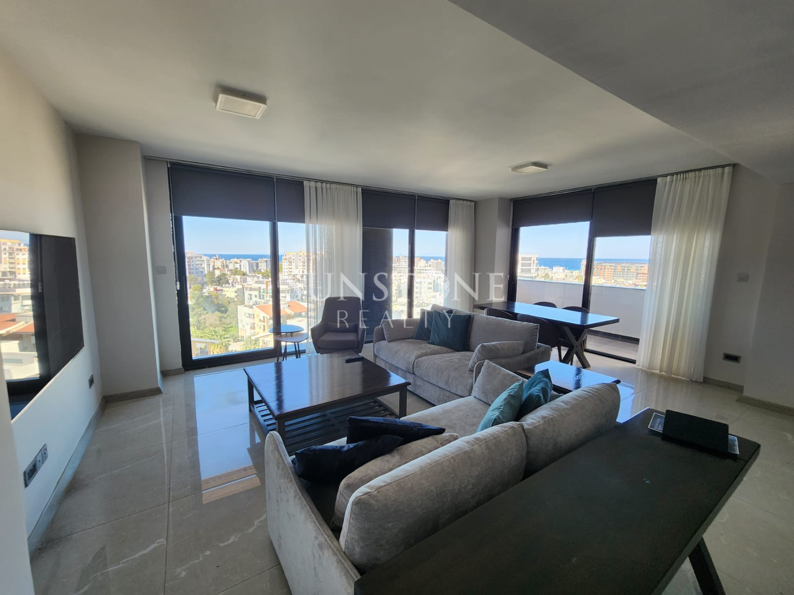 Kıbrıs Girne Merkez'de Satılık Türk Kocanli 2+1 Lüks Daire. 13