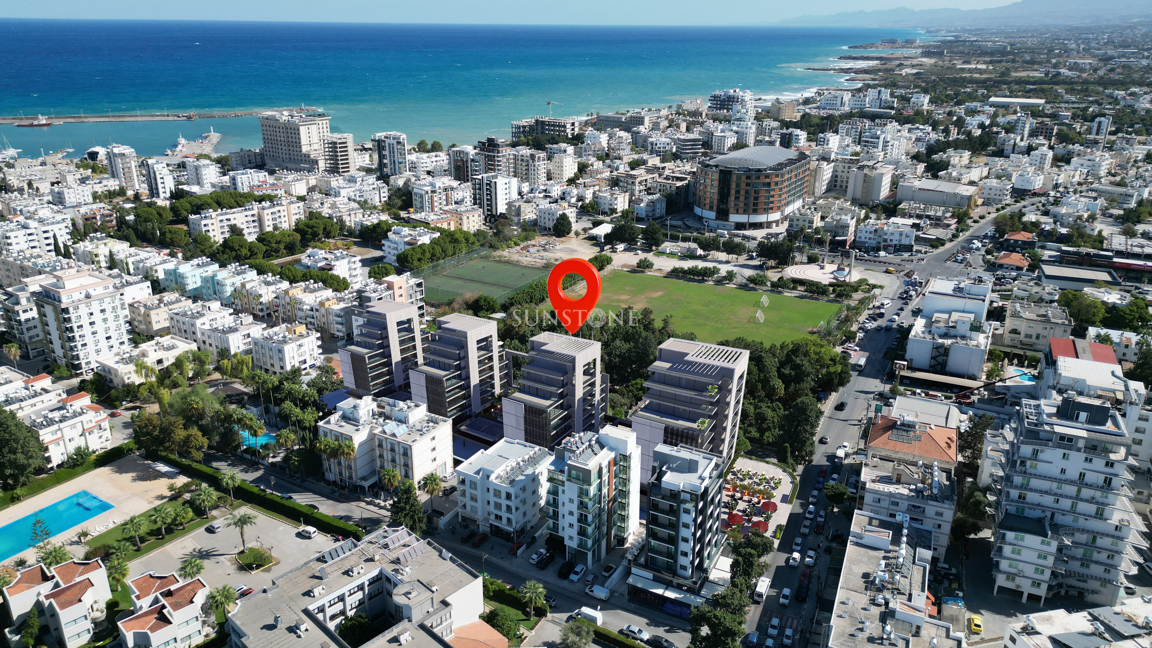Kıbrıs Girne Merkezde Şehrin Tüm Noktalarına Kolay Erişim Sağlayan Satılık 1+1 , 2+1 ve Penthouse Luks Daireler. 3