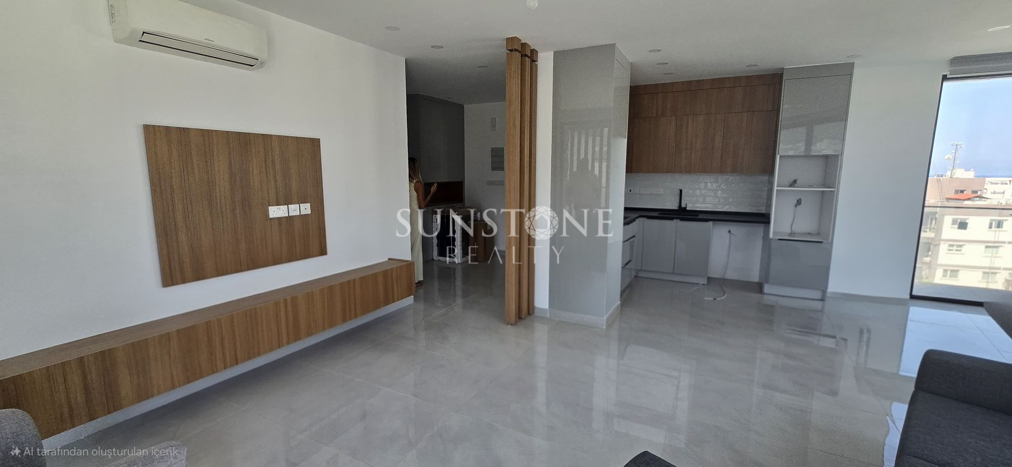 Kıbrıs Girne Merkez'de  Sıfır eşyalı Modern Kiralık 2+1 Daireler  3