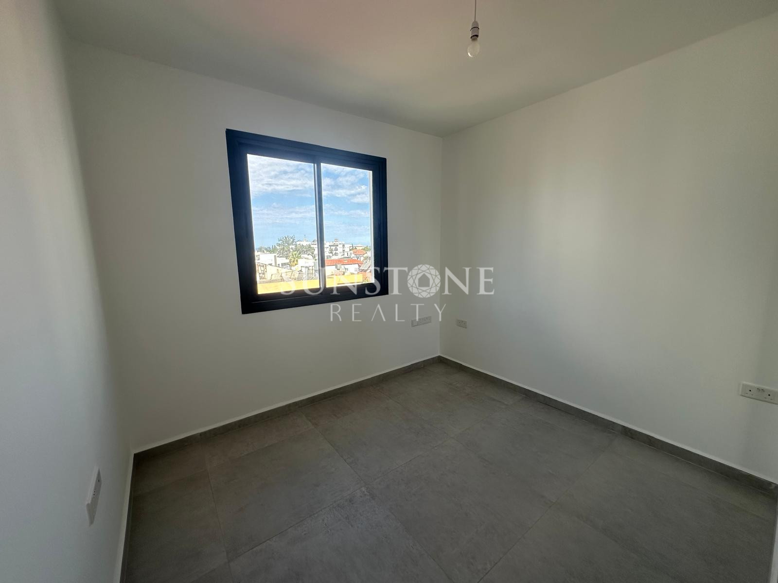 2+1 Apartments with High Rental Income and Turkish Title Deed for Sale in Central Girne, Cyprus 7
