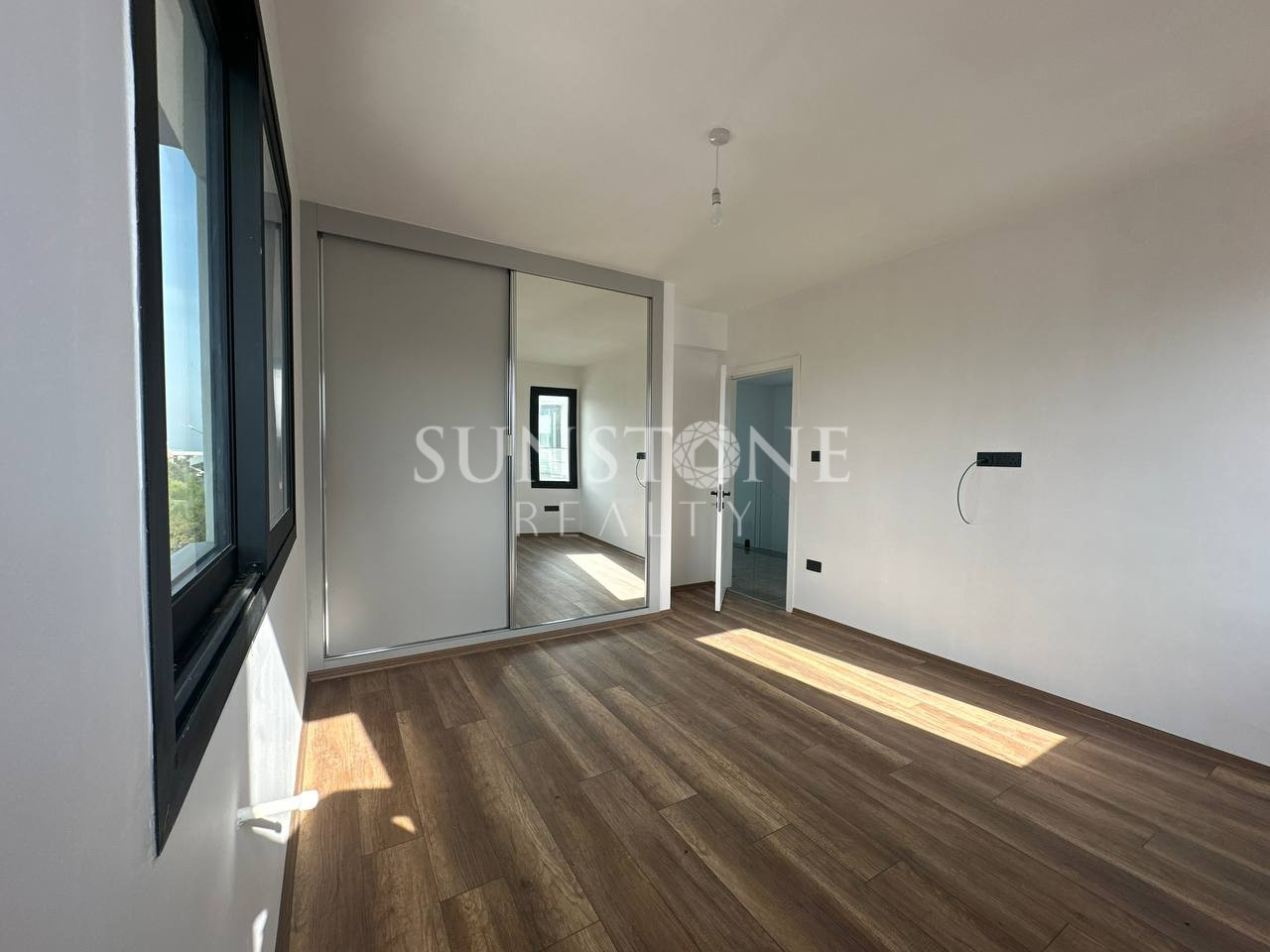 Kıbrıs Girne Ozanköy Bölgesinde Satılık 4+1 Modern Villa 20