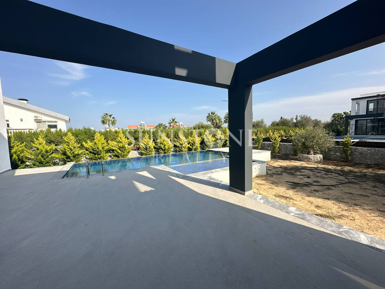 Kıbrıs Girne Ozanköy Bölgesinde Satılık 4+1 Modern Villa 5