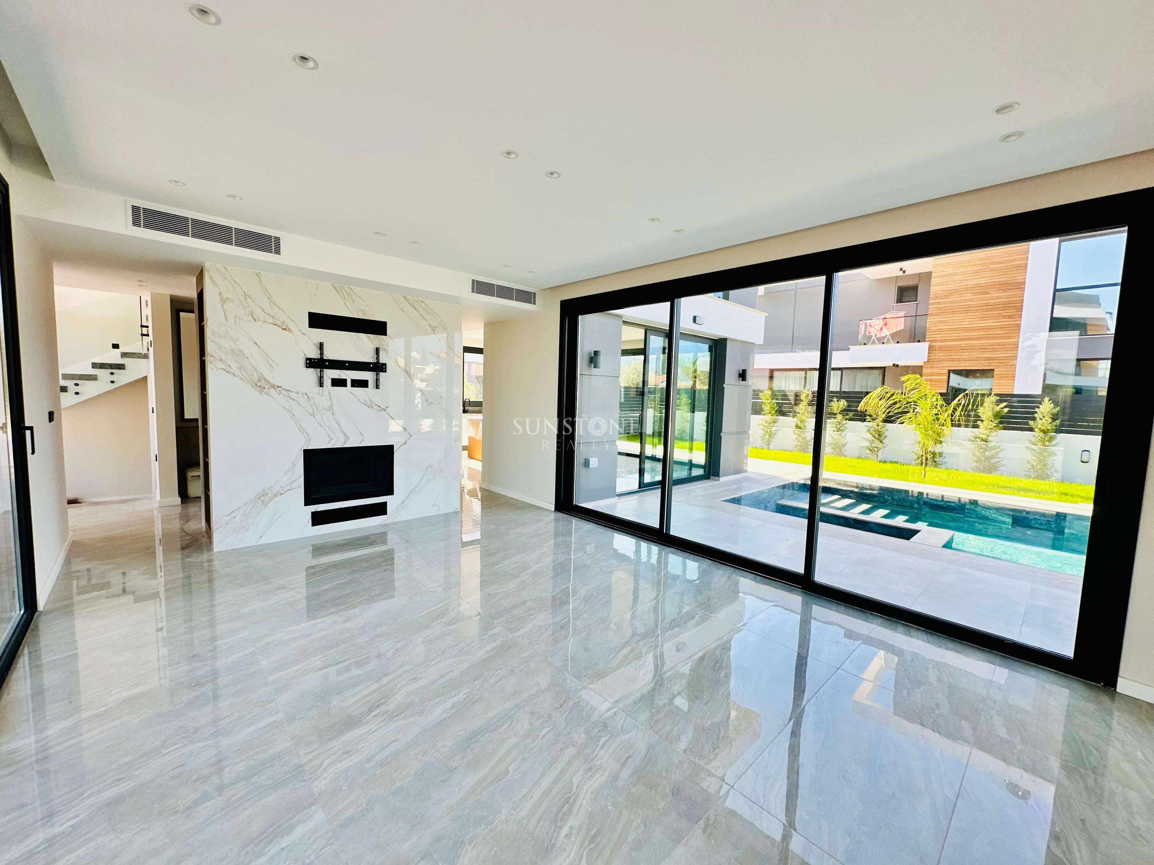 Kıbrıs Girne Ozanköy de Satılık Türk Tapulu Lüx 3+1 Villa 8