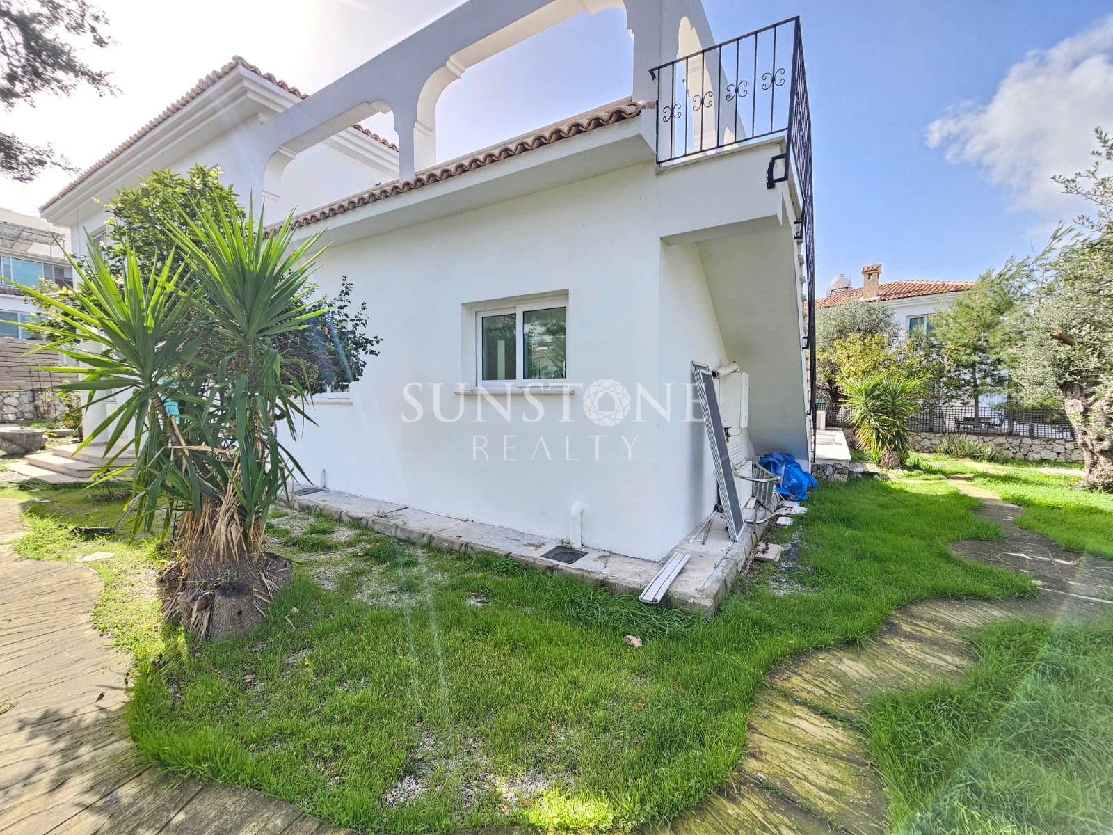 Kıbrıs Girne Ozankoyde Satılık 4+1 Türk Koçanlı Havuzlu Villa 6