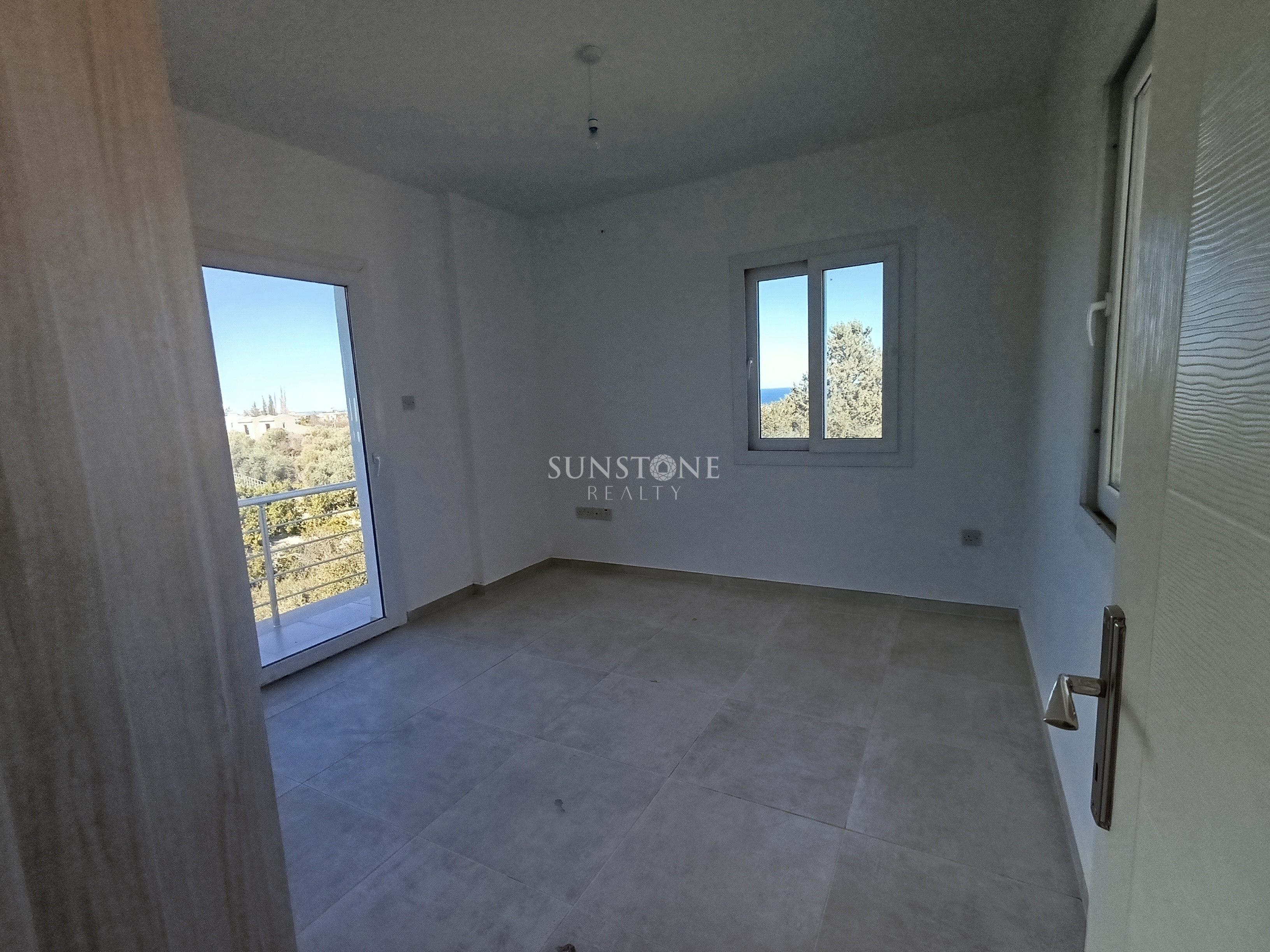 Kıbrıs Girne Yeşiltepe de 3+1 Satılık Villa 9