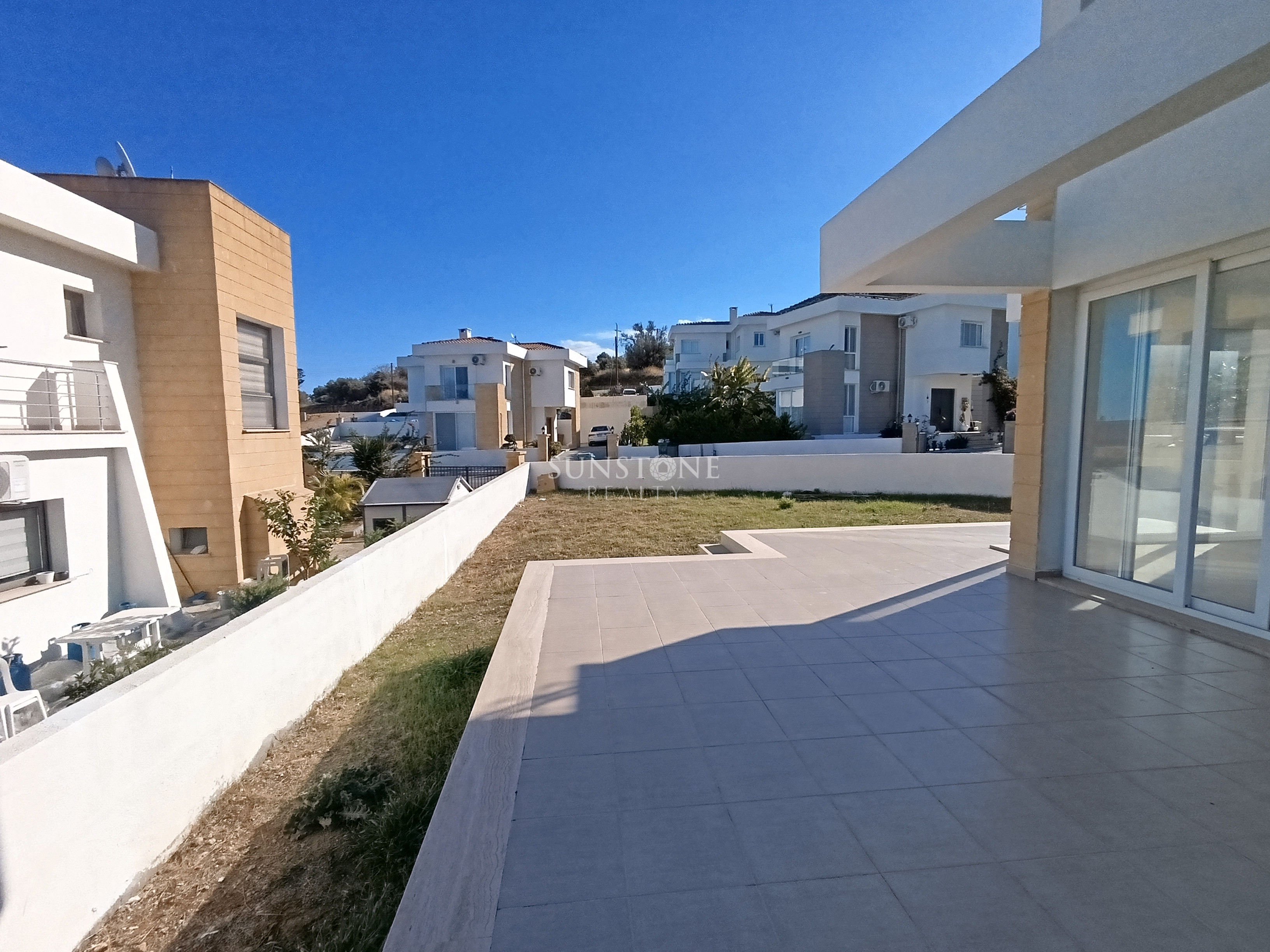 Kıbrıs Girne Yeşiltepe de 3+1 Satılık Villa 7