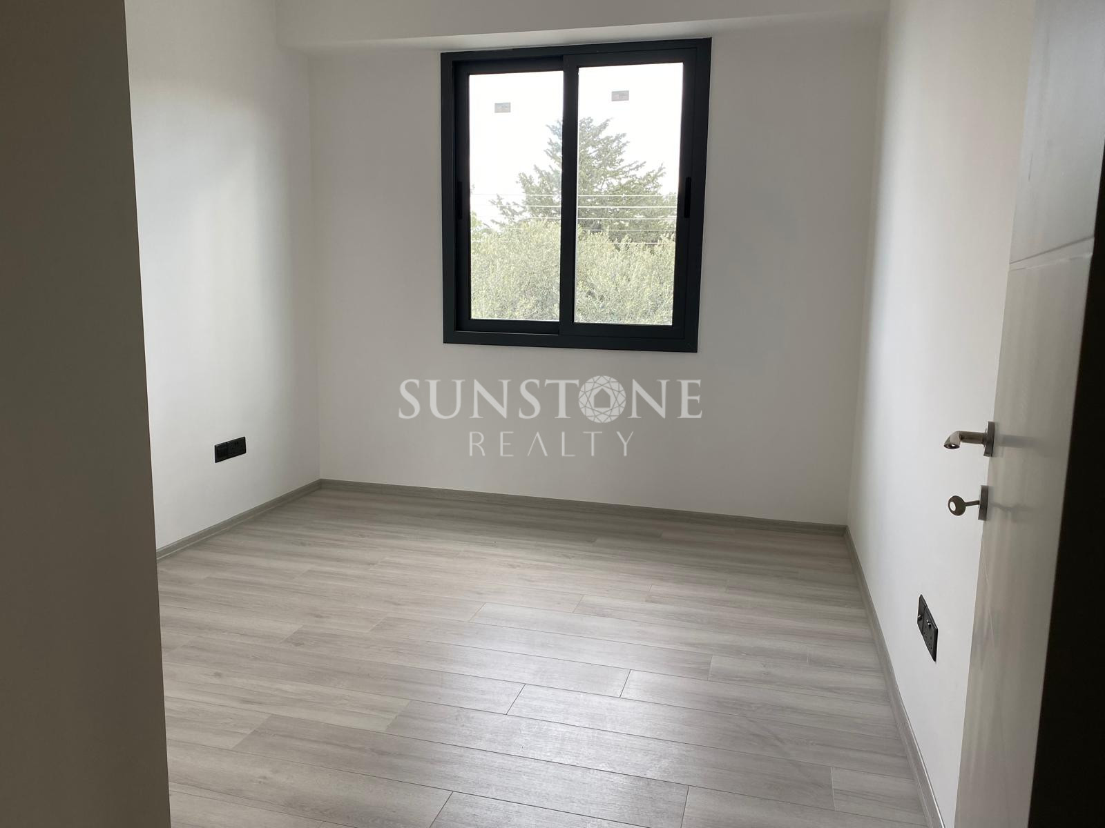 Kıbrıs Girne Zeytinlik Bölgesinde Satılık 3+1 İkiz Villa 10