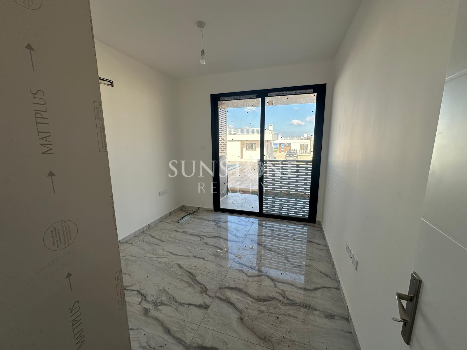 Yeni Erenköy Iskele: Turnkey Brand-New Project Ready For Summer! 1+1 Apartment For Sale 14