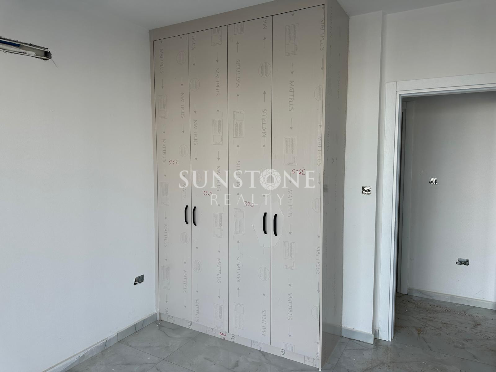 Yeni Erenköy Iskele: Turnkey Brand-New Project Ready For Summer! 1+1 Apartment For Sale 8