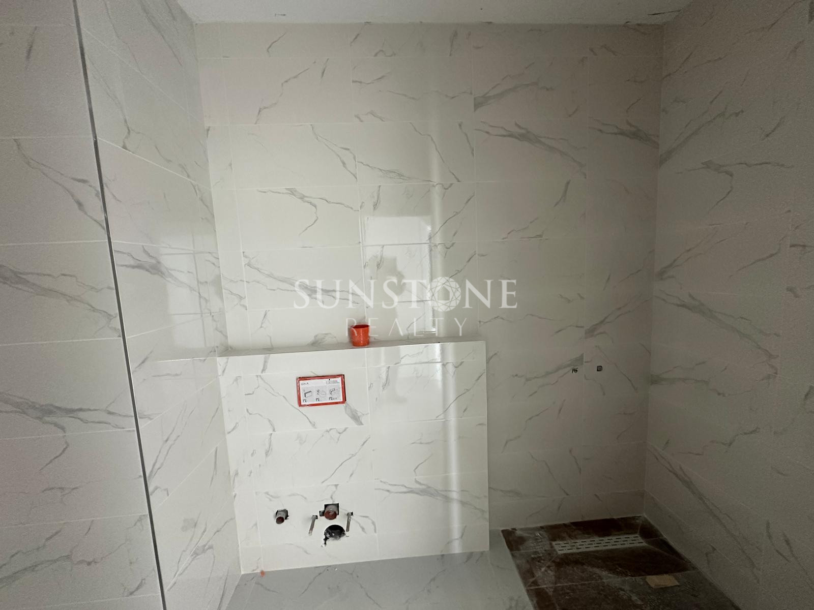 Yeni Erenköy İskele: Turnkey Brand-New Project Ready for Summer! 1+1 Apartment for Sale 11
