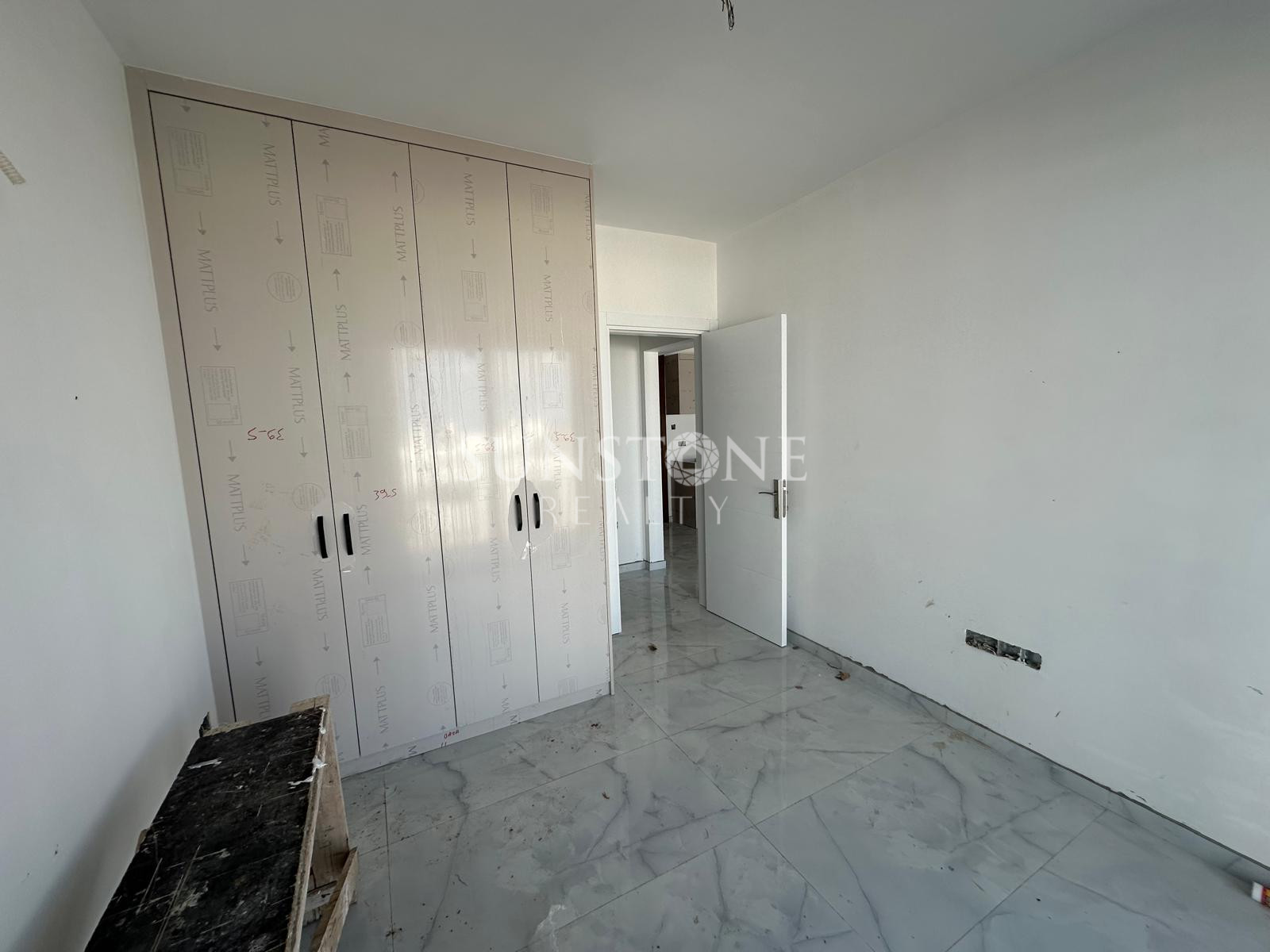 Yeni Erenköy İskele: Turnkey Brand-New Project Ready for Summer! 1+1 Apartment for Sale 10