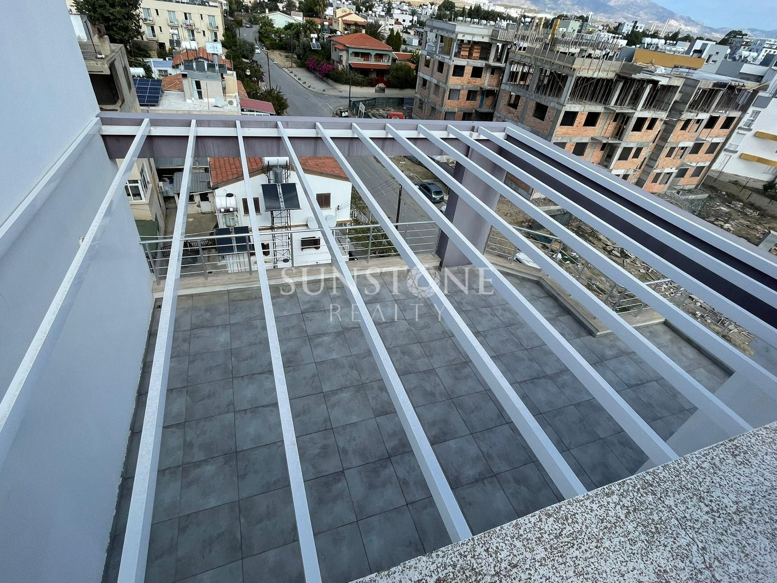 Kıbrıs Lefkoşa Gönyeli Bölgesinde 2+1 Satılık Türk Malı Penthouse. 16