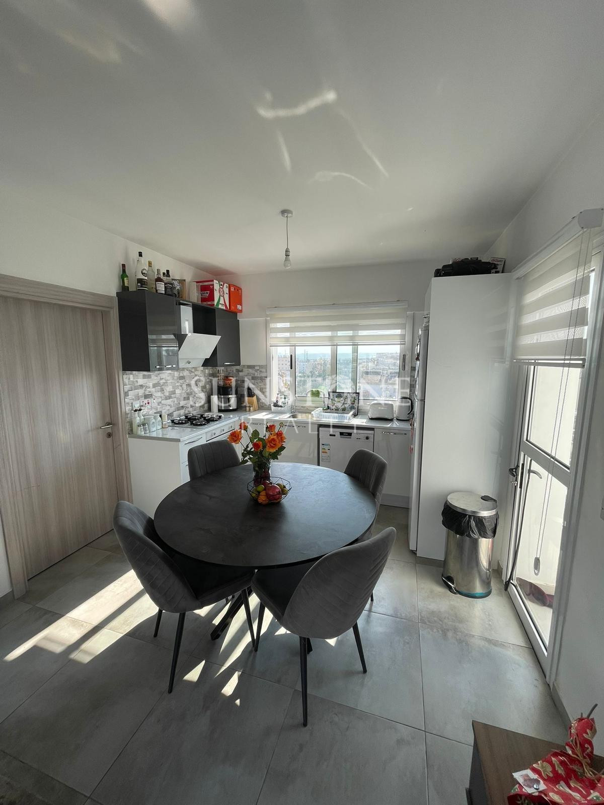 Kıbrıs Lefkoşa Gönyeli Bölgesinde 2+1 Satılık Türk Malı Penthouse. 14