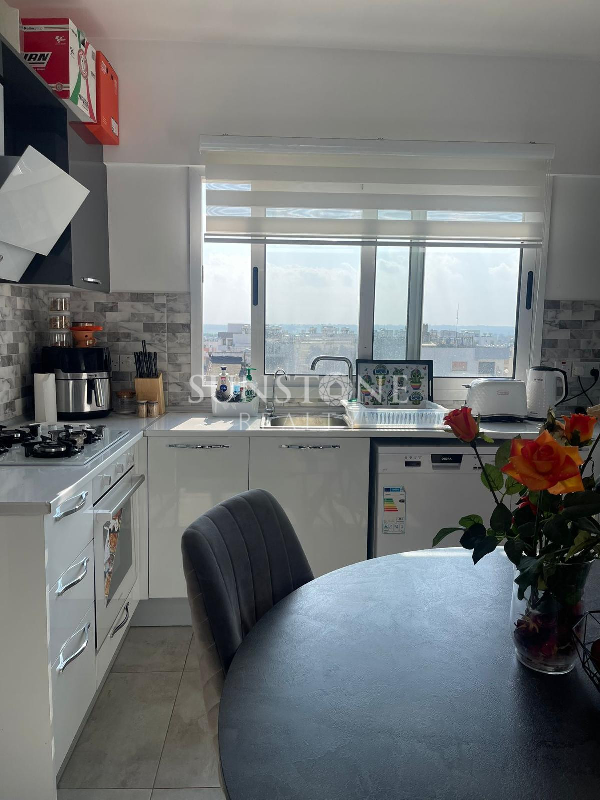Kıbrıs Lefkoşa Gönyeli Bölgesinde 2+1 Satılık Türk Malı Penthouse. 4