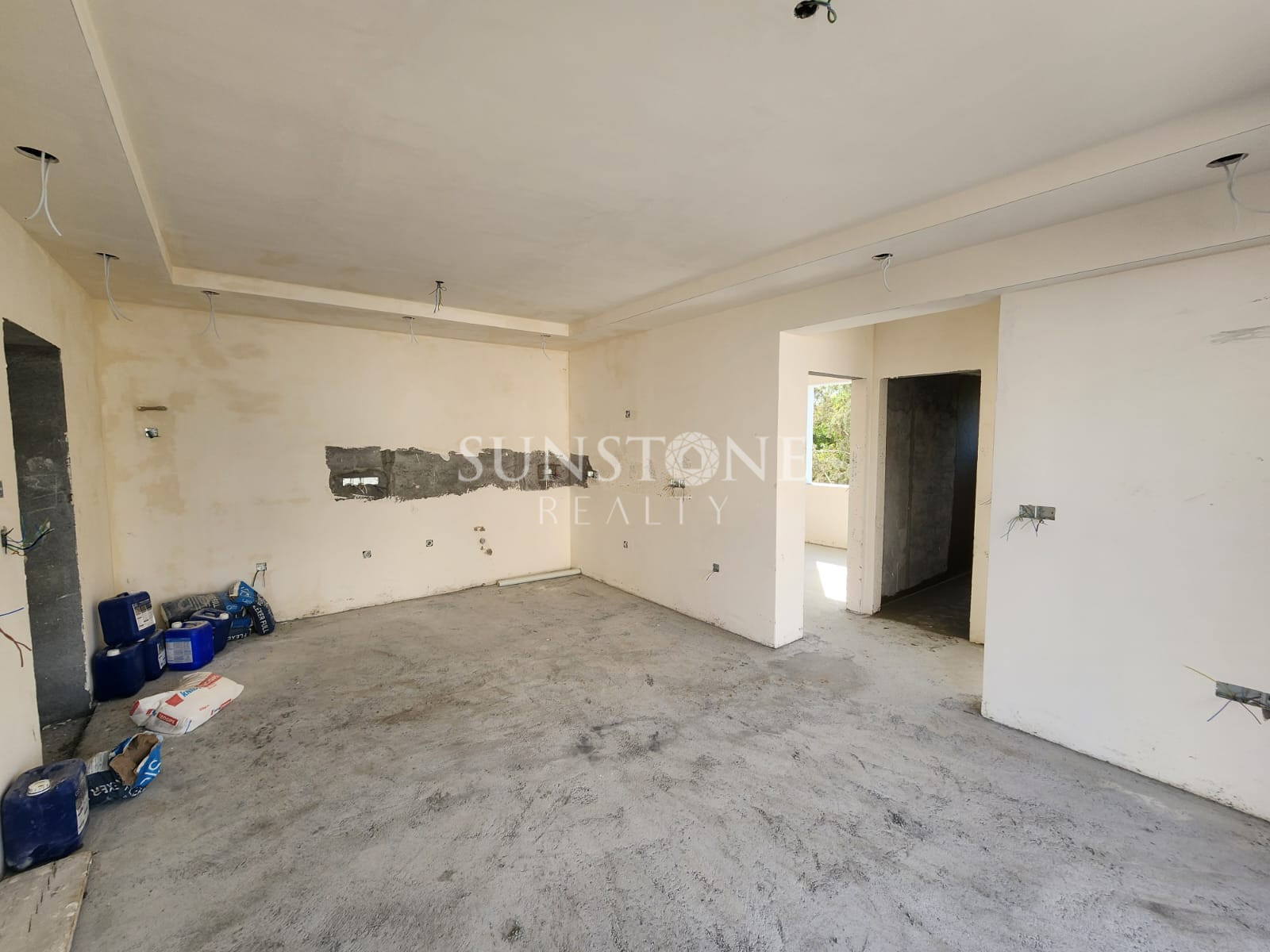 2-Bedroom Apartments for Sale with Turkish Title Deeds in Gönyeli, Nicosia, Cyprus 5