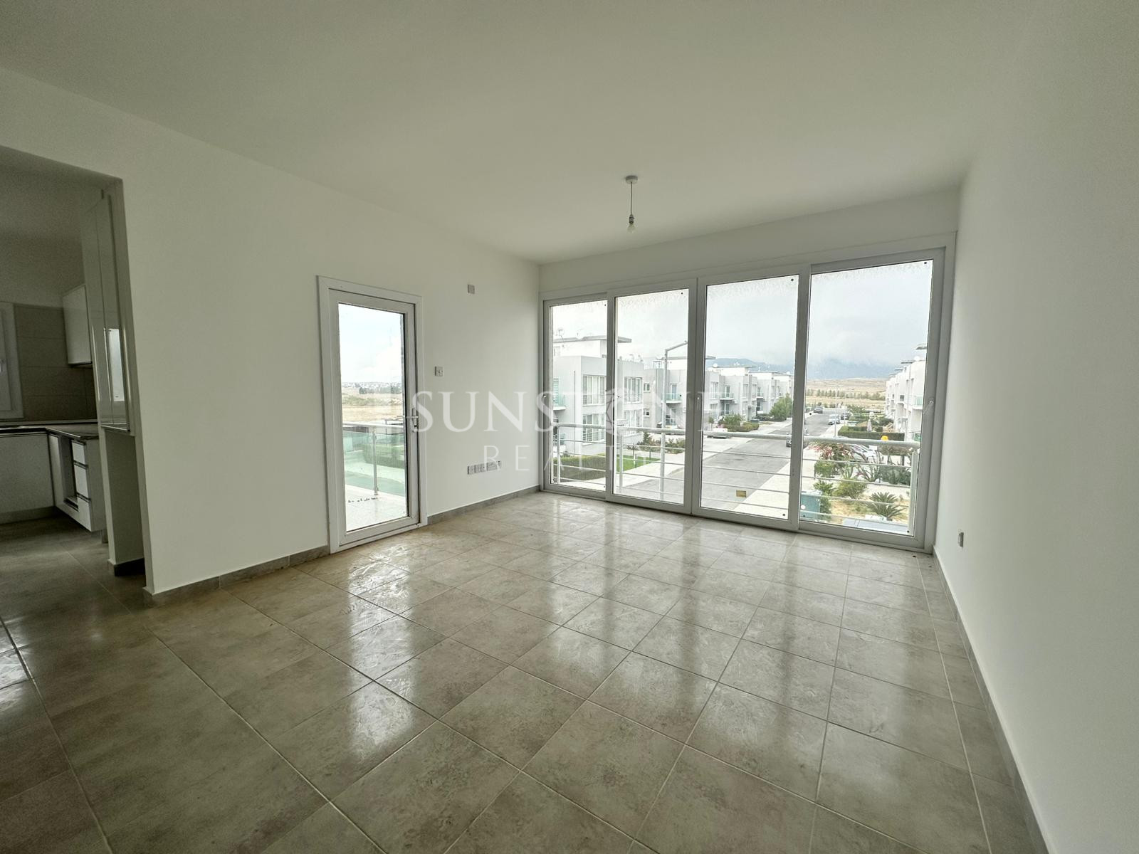 Kıbrıs Lefkoşa Kanlıköy’de Satılık 2+1 Daire 4